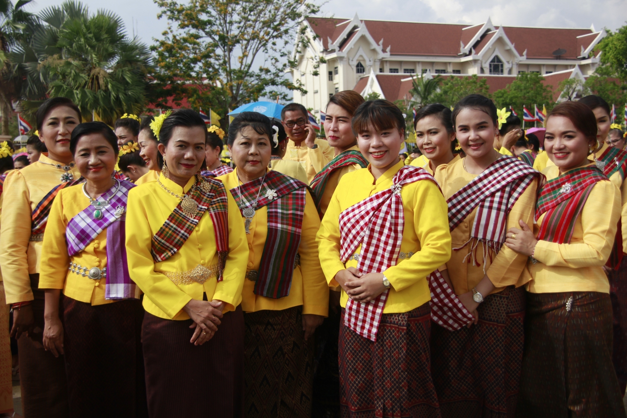 @ชัยภูมิ# รวมพลังศรัทธาชาวชัยภูมิ 3 หมื่นคน รำถวายเจ้าพ่อพญาแล งานบุญเดือนหก