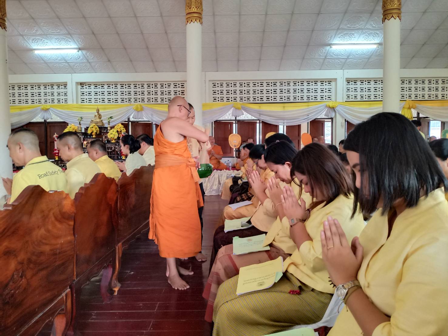 @ชัยภูมิ#พิธีเจริญพระพุทธมนต์ถวายพระพรชัยมงคล แด่สมเด็จพระนางเจ้าสิริกิติ์ พระบรมราชินีนาถ พระบรมราชชนนีพันปีหลวง พระบาทสมเด็จพระวชิรเกล้าพระเจ้าอยู่หัว และสมเด็จพระนางเจ้าฯ พระบรมราชินี ณ วัดชุมพลสวรรค์ บ้านท่าหว้า. ต.บ้านค่าย อ.เมืองชัยภูมิ จ.ชัยภูมิ