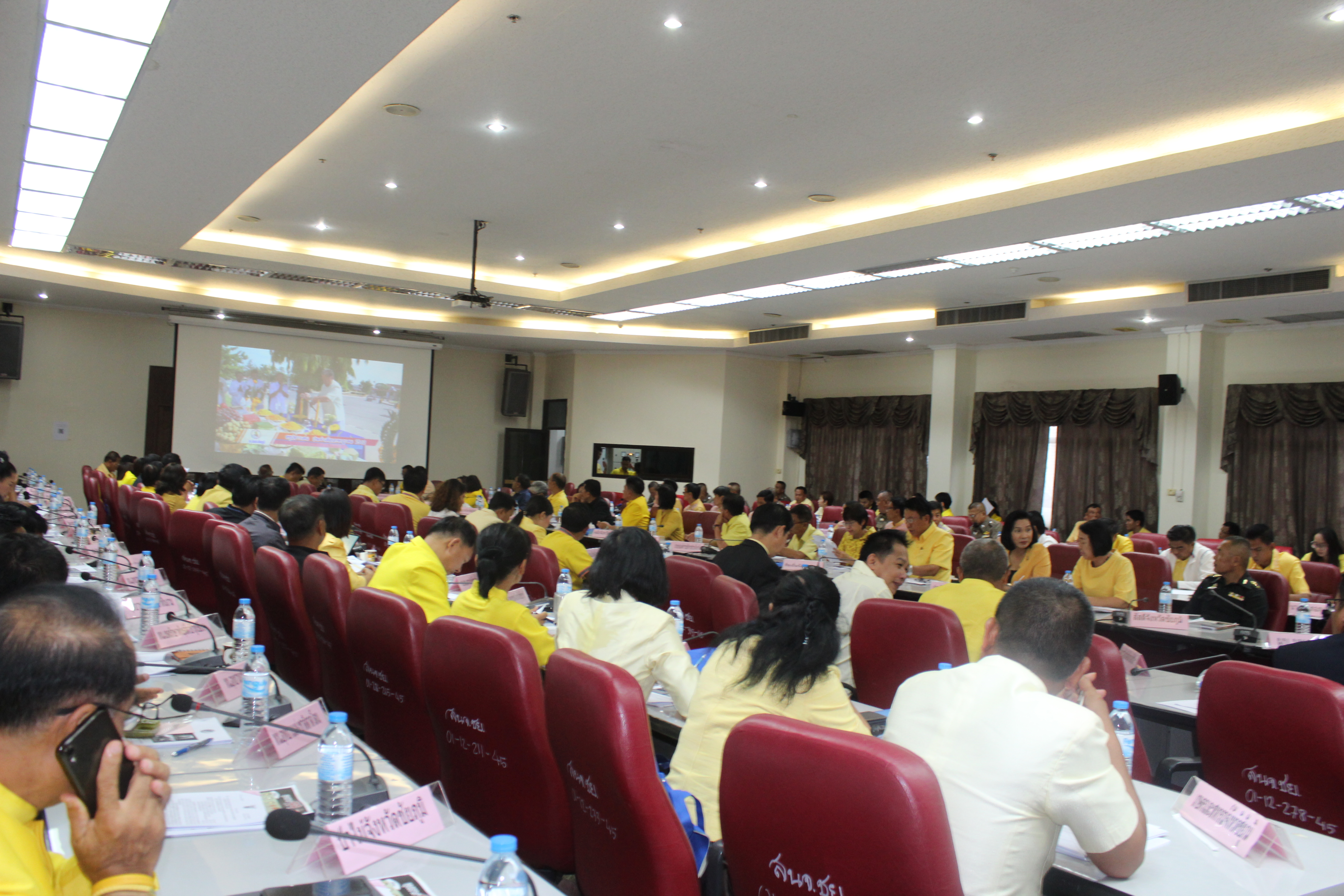 นางอัจฉรา เคียงวิมลรัตน์ พัฒนาการจังหวัดชัยภูมิ ร่วมการประชุมคณะกรมการจังหวัดชัยภูมิ ครั้งที่ 7/2562