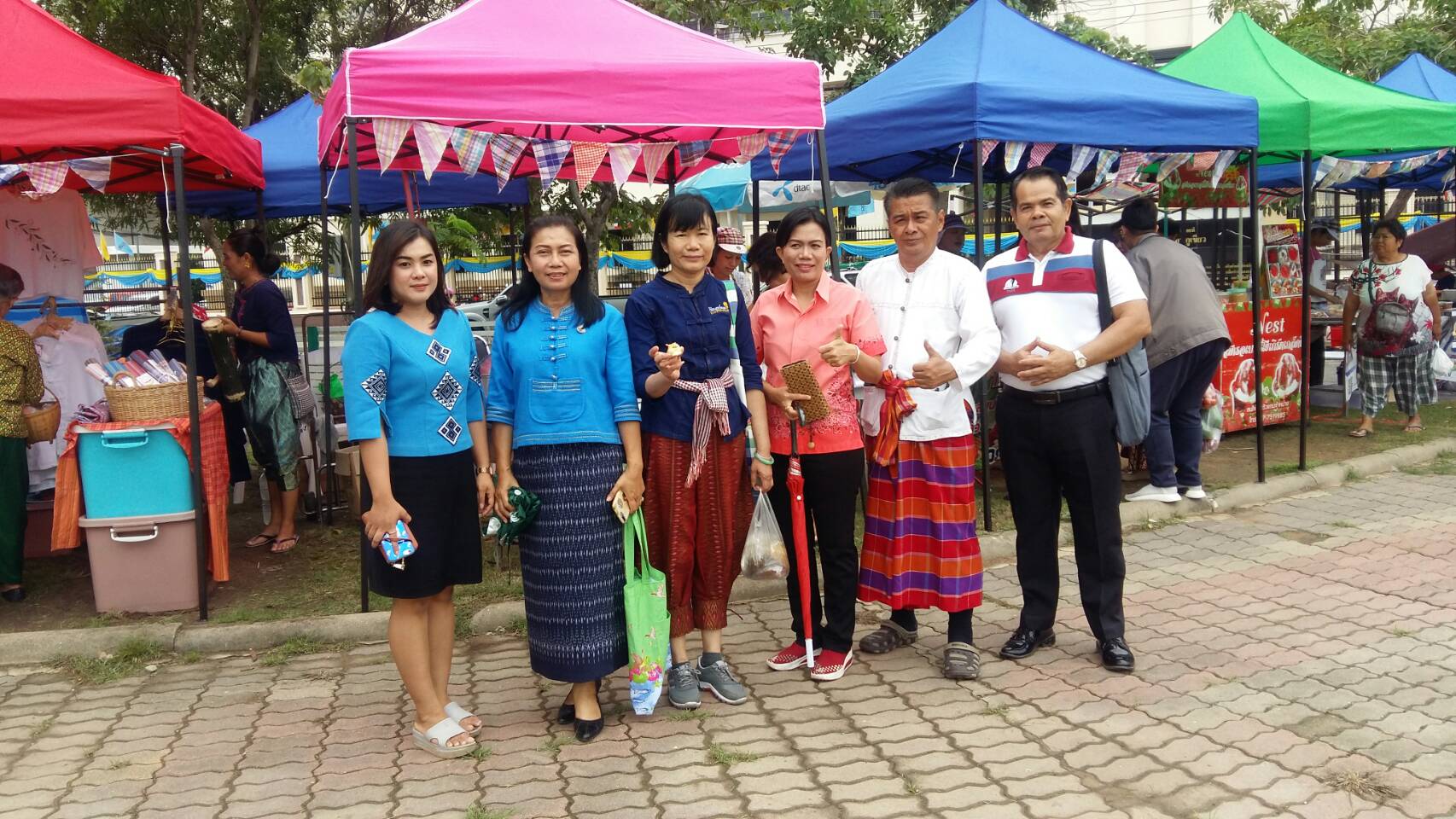จังหวัดชัยภูมิ โดยสำนักงานพัฒนาชุมชนจังหวัดชัยภูมิ ขอเชิญทุกท่านมาชม ชิม ช๊อบ อาหารรสไทยแท้ ณ ตลาดต้นปีบจังหวัดชัยภูมิ  บริเวณหน้าศาลากลางจังหวัดชัยภูมิ (ข้างตลาดสีเขียว) ทุกวันศุกร์ แรก และ ศุกร์ที่ 2 ของทุกเดือน  เริ่ม 6 กันยายน 2562