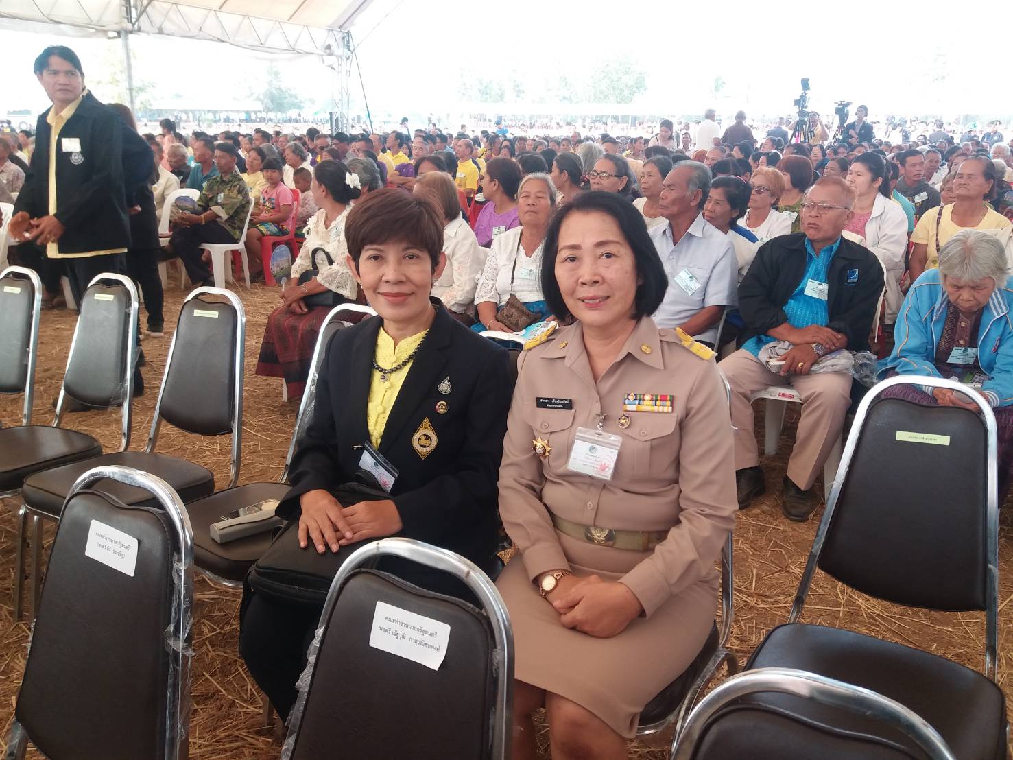 พัฒนาการจังหวัดชัยภูมิ นำทีมเจ้าหน้าที่พัฒนาชุมชนร่วมให้การต้อนรับ พลเอกประยุทธ์ จันโอชา นายกรัฐมนตรี