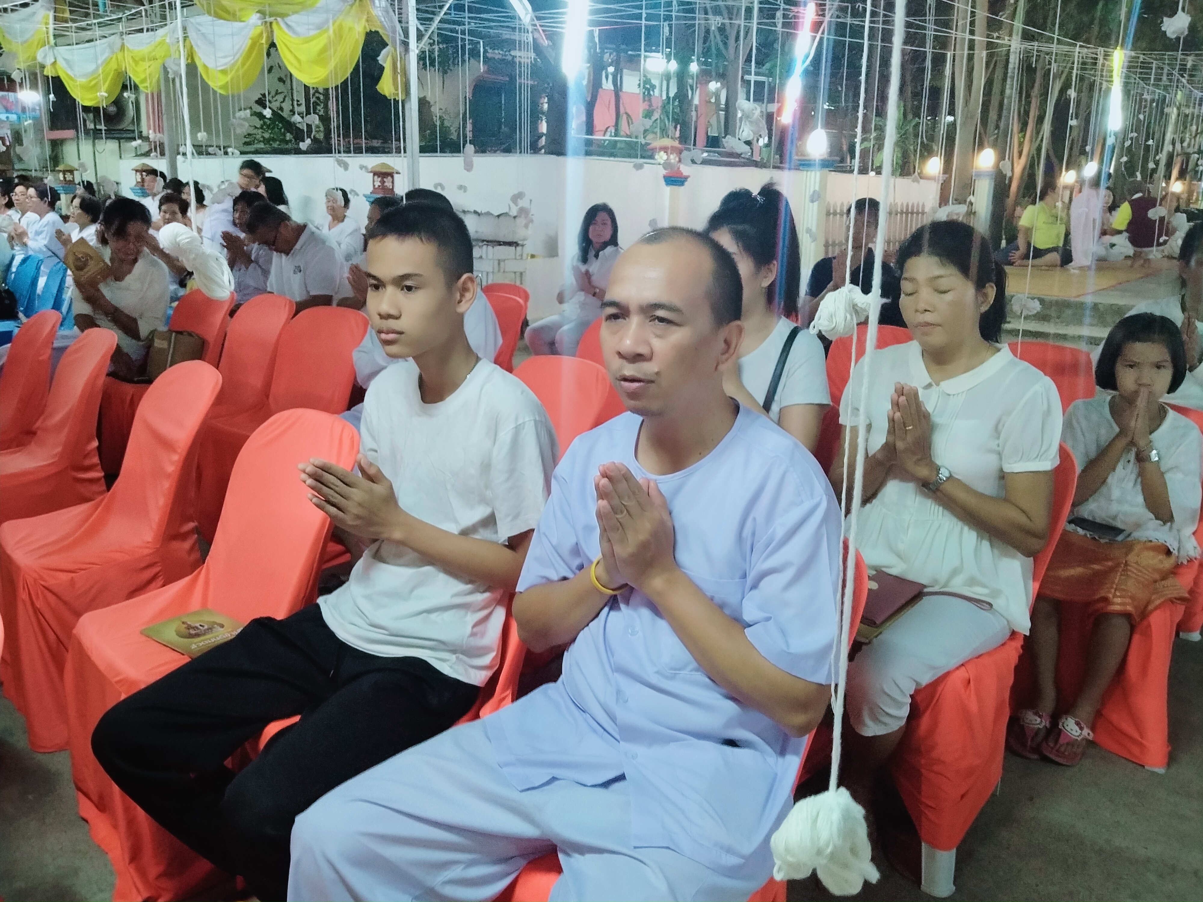 พช.ชัยภูมิ ร่วมพิธีสวดมนต์ข้ามปี ถวายเป็นพระราชกุศล เสริมสิริมงคลทั่วไทย พ.ศ.2563