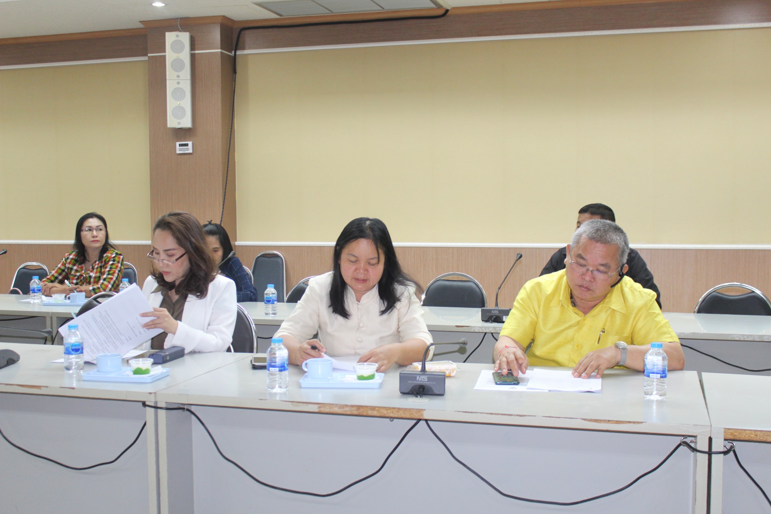 พช.ชัยภูมิประชุมคณะทำงานโครงการ”สืบสานอนุรักษ์ศิลป์ผ้าถิ่นไทย ดำรงไว้ในแผ่นดิน”