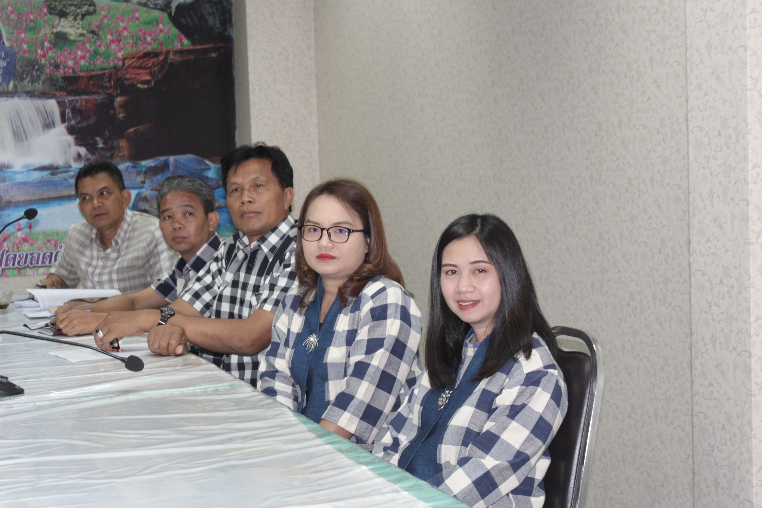 พจ.ชัยภูมิ และเจ้าหน้าที่พัฒนาชุมชน ร่วมรับฟังการประชุมกรมการพัฒนาชุมชน ครั้งที่1/2563