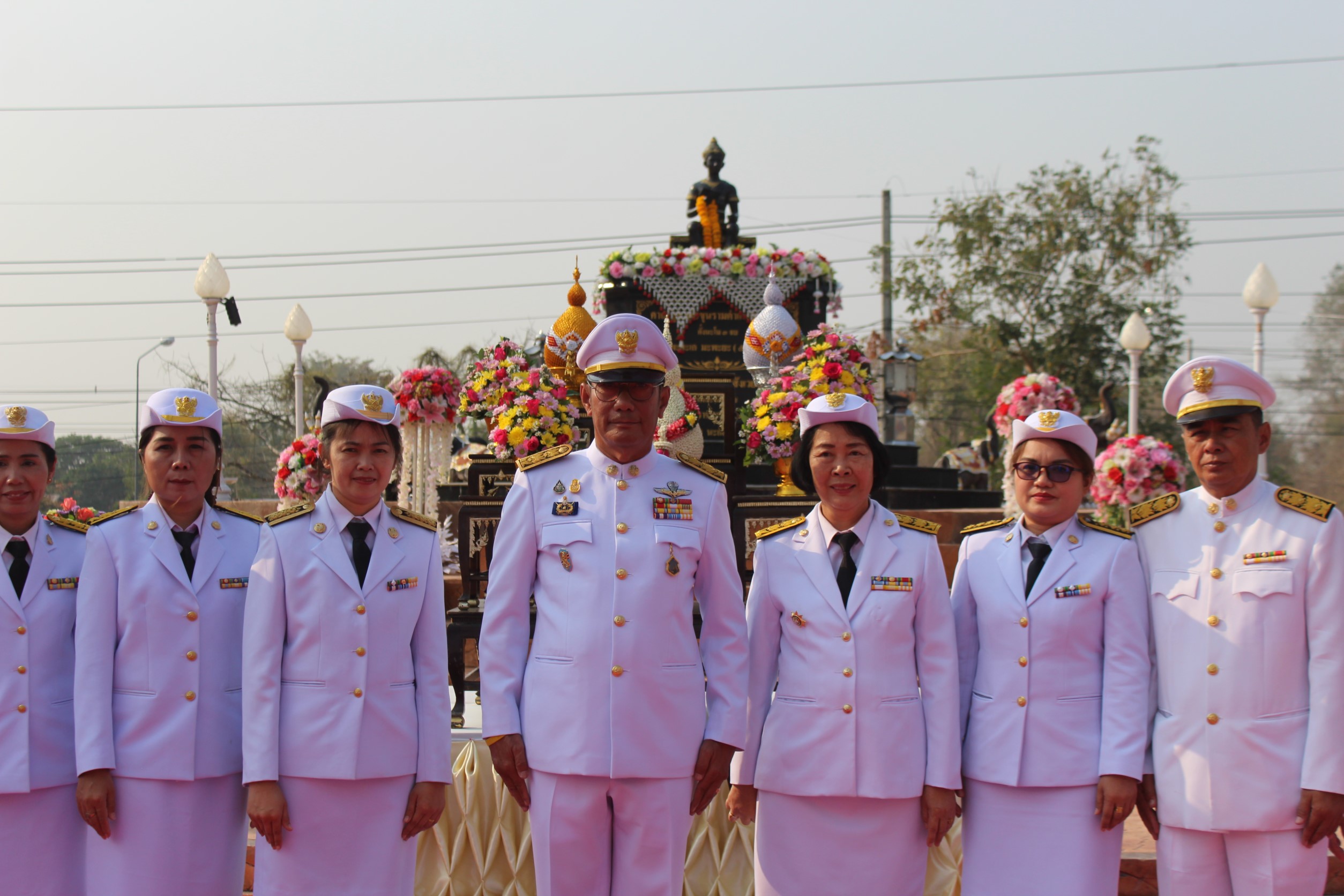 พช.ชัยภูมิ ร่วมถวายพานพุ่มสักการะ เนื่องในโอกาสวันพ่อขุนรามคำแหงมหาราช