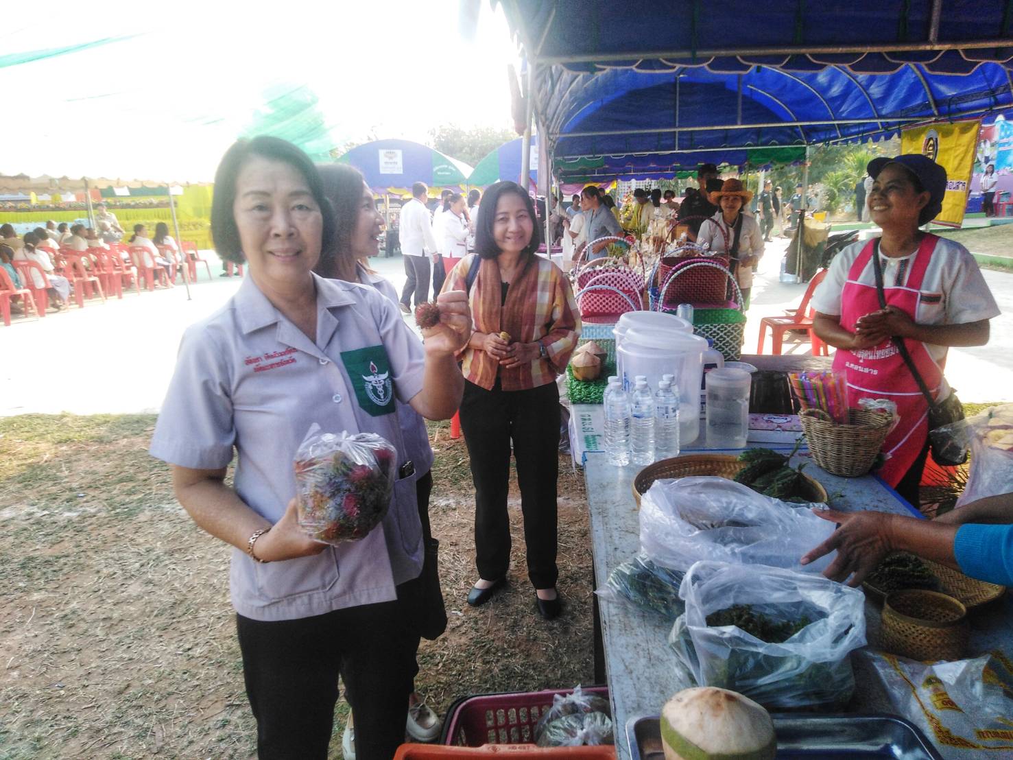 พช.ชัยภูมิ ร่วมกิจกรรมออกหน่วย พอ.สว.และกิจกรรมจังหวัดเคลื่อนที่