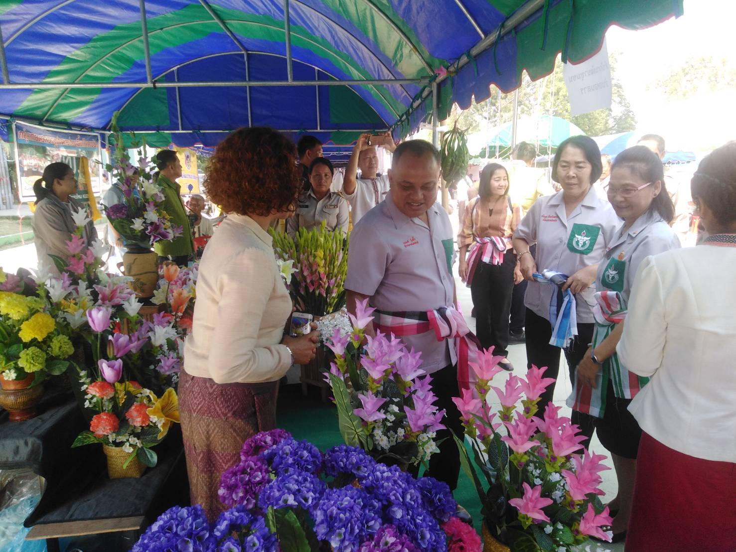 พช.ชัยภูมิ ร่วมกิจกรรมออกหน่วย พอ.สว.และกิจกรรมจังหวัดเคลื่อนที่