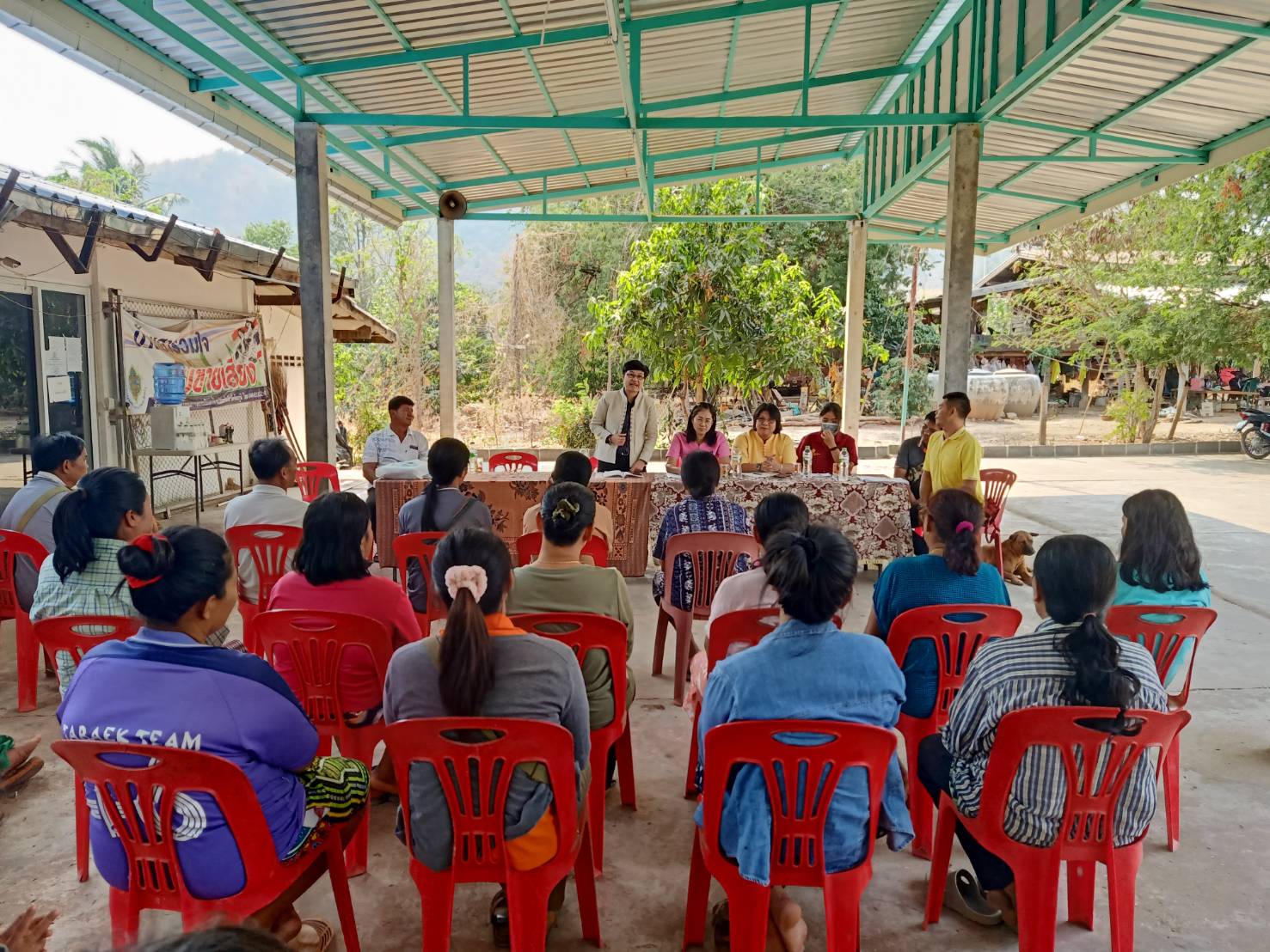สำนักพัฒนาทุนและองค์กรการเงินชุมชนตรวจติดตามการดำเนินงานโครงการแก้ไขปัญหาความยากจน (กข.คจ.) ในพื้นที่จังหวัดชัยภูมิ
