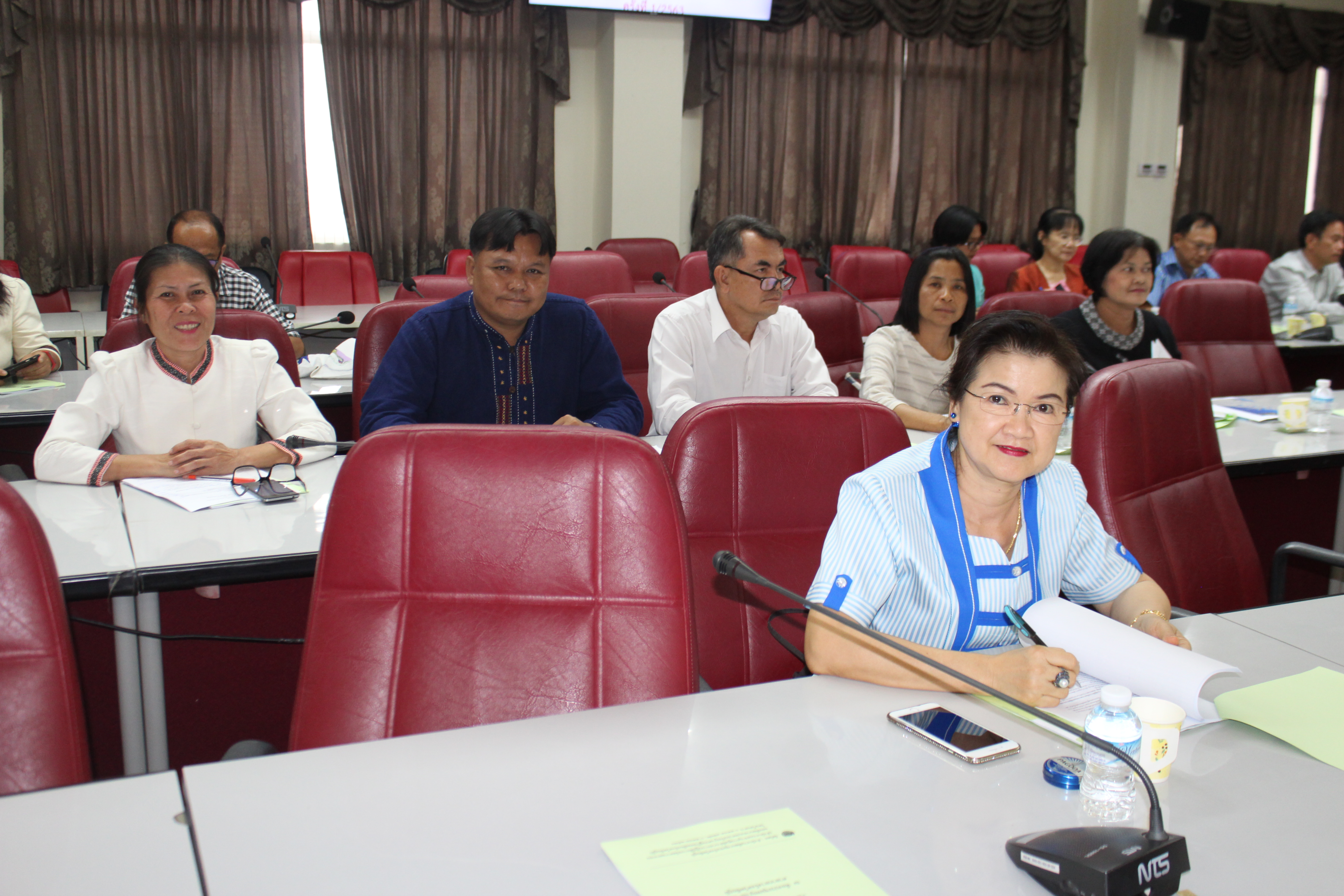 พจ.ชัยภูมิ เข้าร่วมการประชุมคณะกรรมการบริหารศูนย์อำนวยการปฏิบัติการขจัดความยากจนและพัฒนาชนบทฯ (ศจพ.จ.ชย.) ครั้งที่ 1/2563
