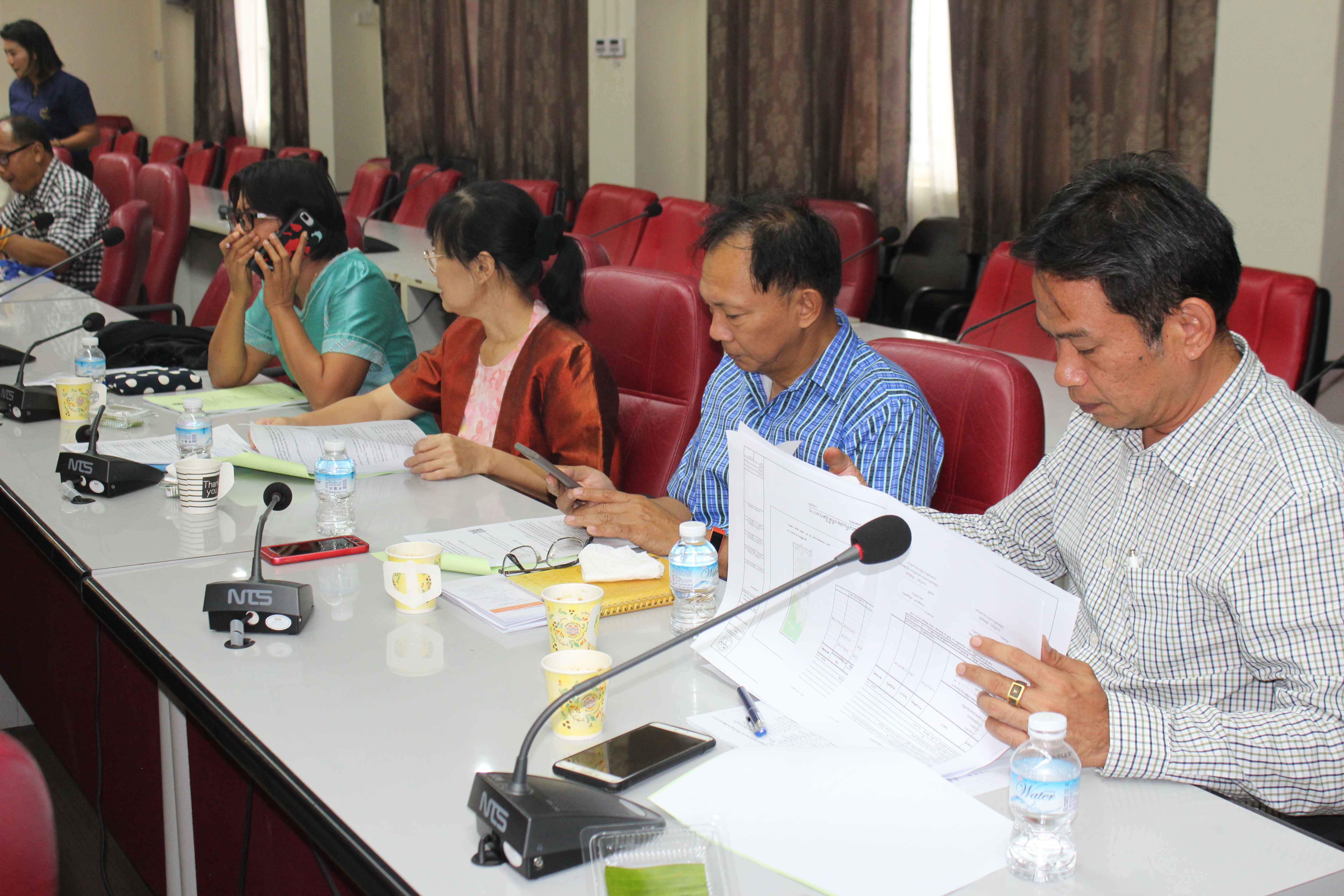 พจ.ชัยภูมิ เข้าร่วมการประชุมคณะกรรมการบริหารศูนย์อำนวยการปฏิบัติการขจัดความยากจนและพัฒนาชนบทฯ (ศจพ.จ.ชย.) ครั้งที่ 1/2563
