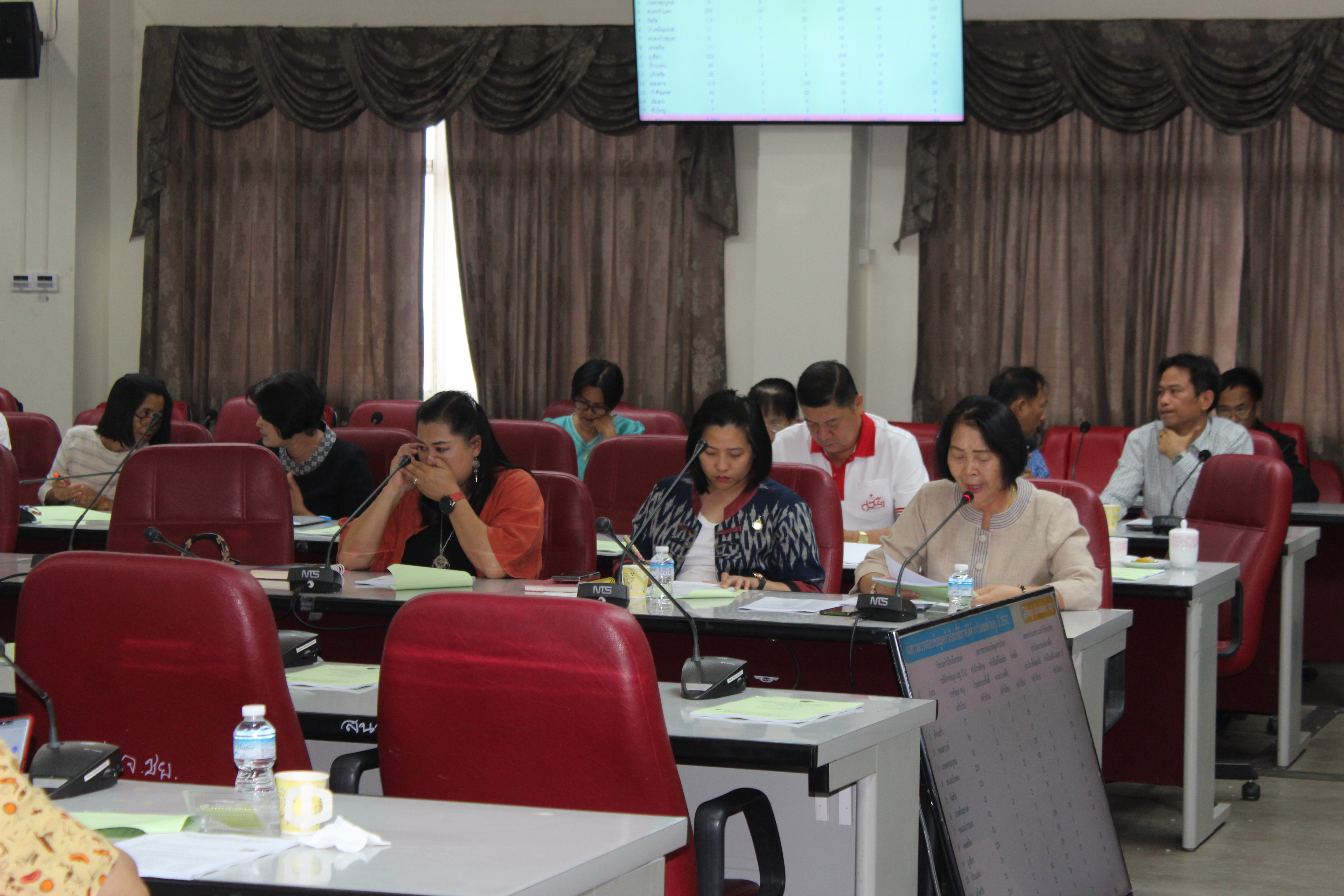 พจ.ชัยภูมิ เข้าร่วมการประชุมคณะกรรมการบริหารศูนย์อำนวยการปฏิบัติการขจัดความยากจนและพัฒนาชนบทฯ (ศจพ.จ.ชย.) ครั้งที่ 1/2563