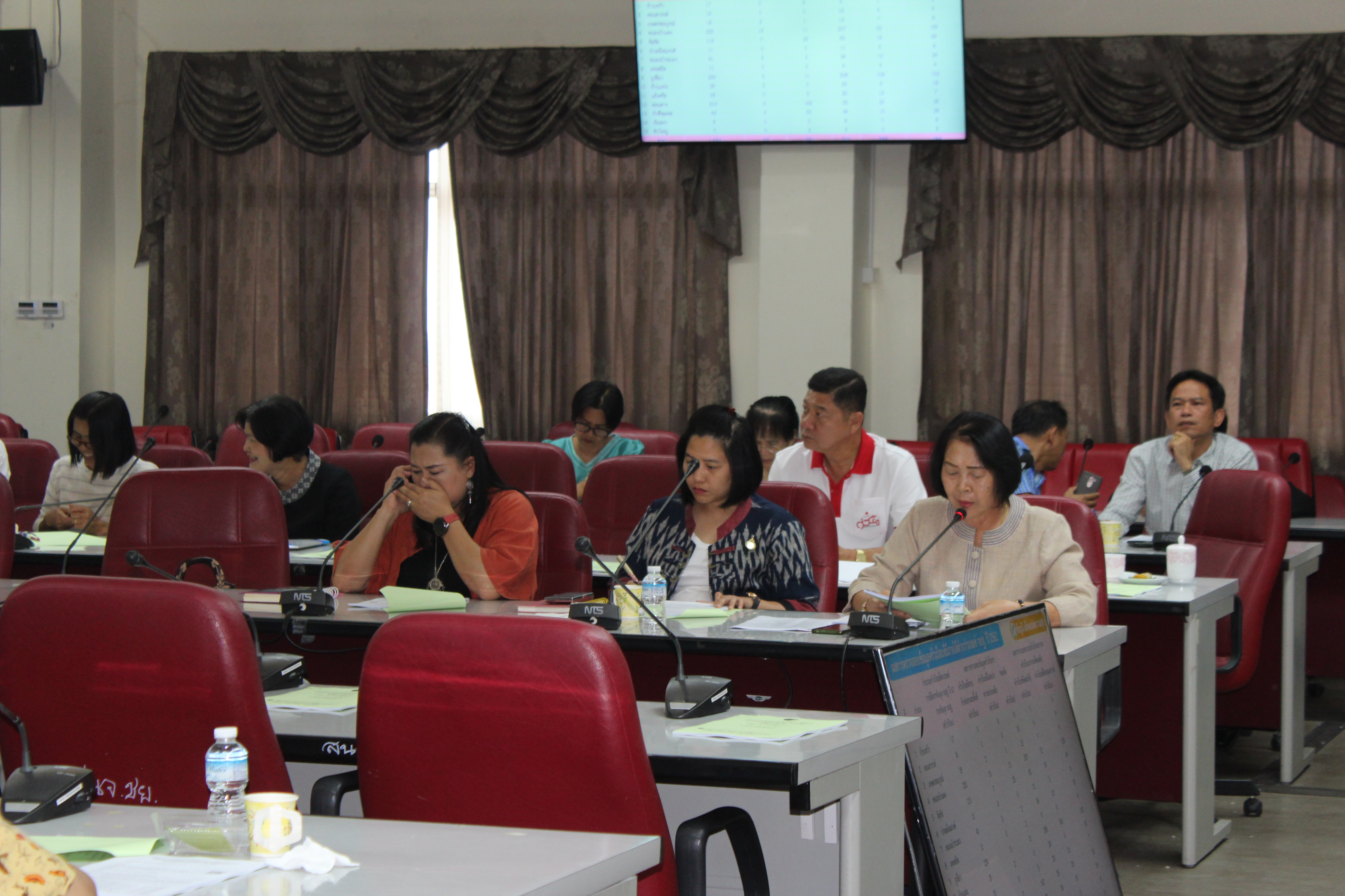พจ.ชัยภูมิ เข้าร่วมการประชุมคณะกรรมการบริหารศูนย์อำนวยการปฏิบัติการขจัดความยากจนและพัฒนาชนบทฯ (ศจพ.จ.ชย.) ครั้งที่ 1/2563