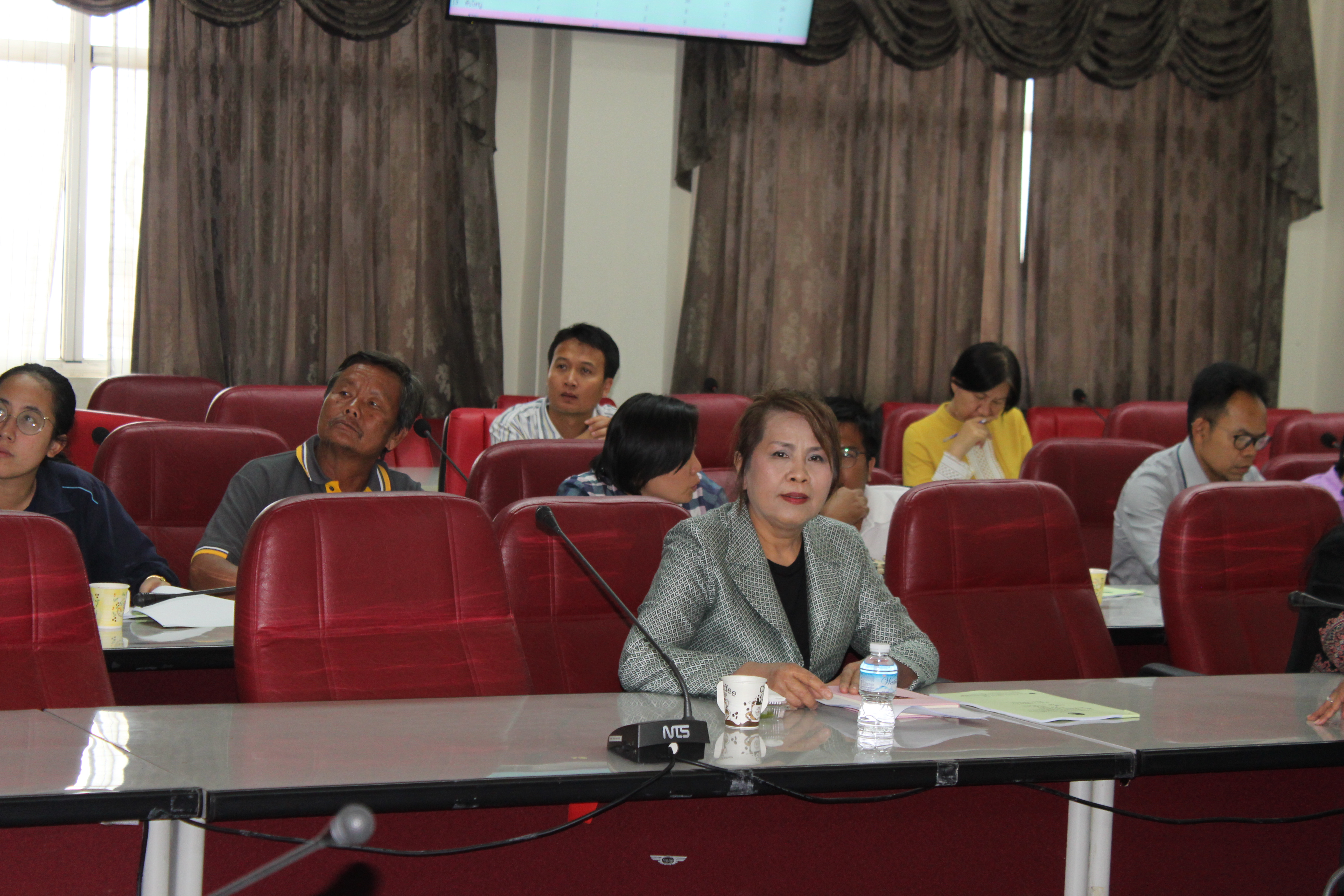 พจ.ชัยภูมิ เข้าร่วมการประชุมคณะกรรมการบริหารศูนย์อำนวยการปฏิบัติการขจัดความยากจนและพัฒนาชนบทฯ (ศจพ.จ.ชย.) ครั้งที่ 1/2563