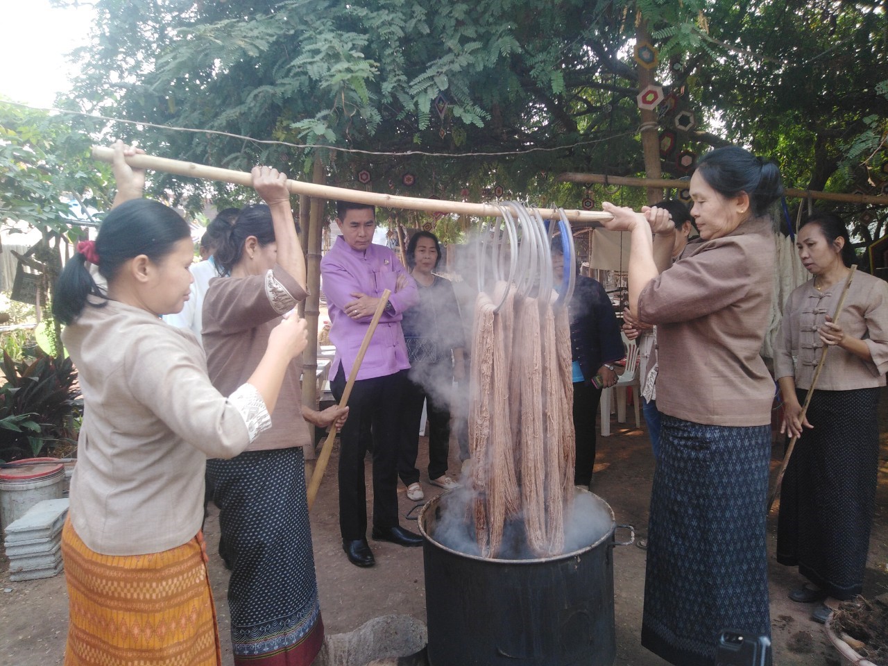ผู้ตรวจราชการกรมการพัฒนาชุมชน ลงพื้นที่ตรวจติดตามงานพัฒนาชุมชนในพื้นที่อำเภอภูเขียว จังหวัดชัยภูมิ