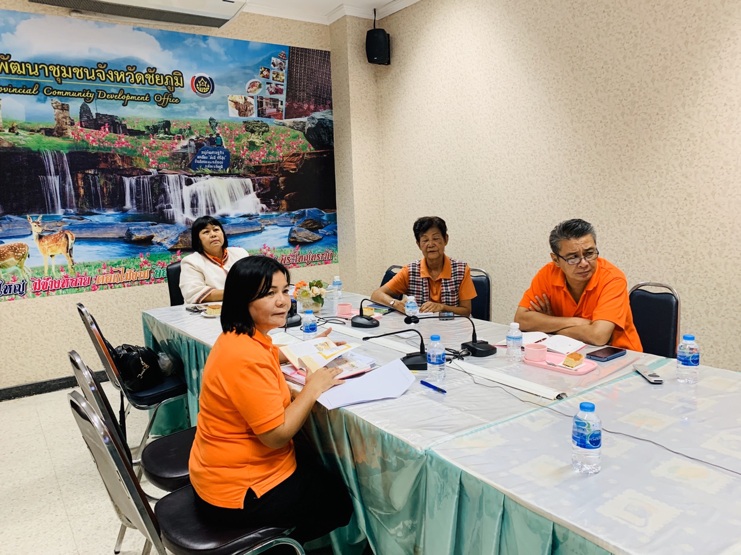 พช.ชัยภูมิ ร่วมรับชม VDO Conference โครงการยกระดับผ้าทออีสานสู่สากล กิจกรรมหลักที่ 2ฯ