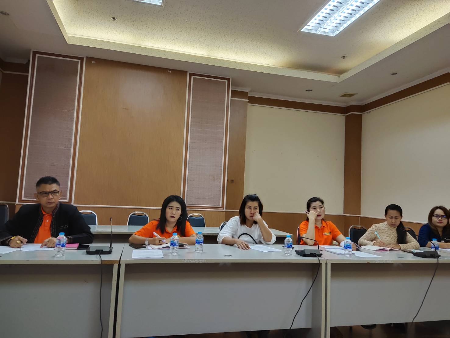 พช.ชัยภูมิ ประชุมคณะกรรมการและคณะทำงาน “โครงการอนุรักษ์ศิลป์ผ้าถิ่นไทยชัยภูมิ”  Copy