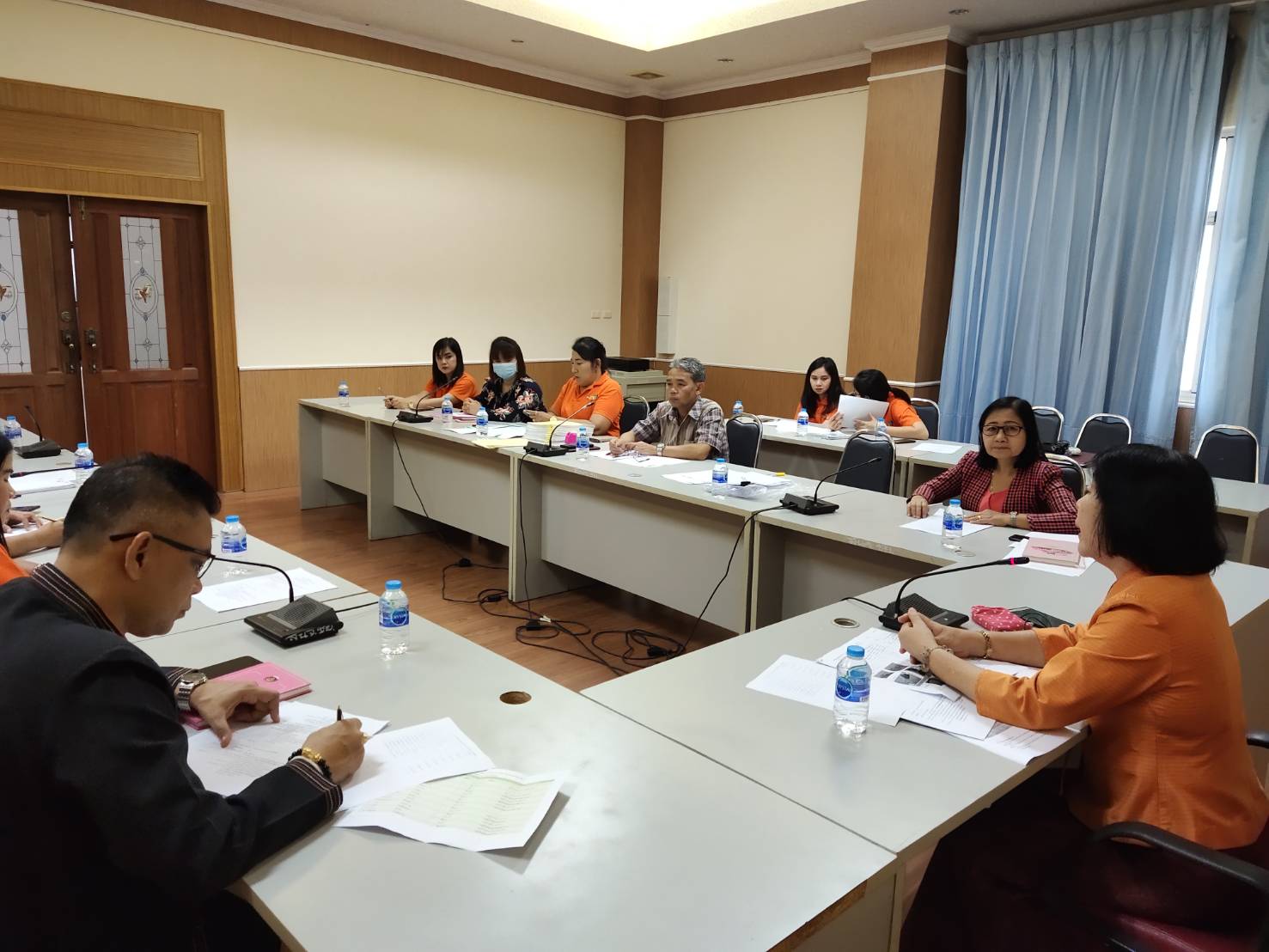 พช.ชัยภูมิ ประชุมคณะกรรมการและคณะทำงาน “โครงการอนุรักษ์ศิลป์ผ้าถิ่นไทยชัยภูมิ”  Copy