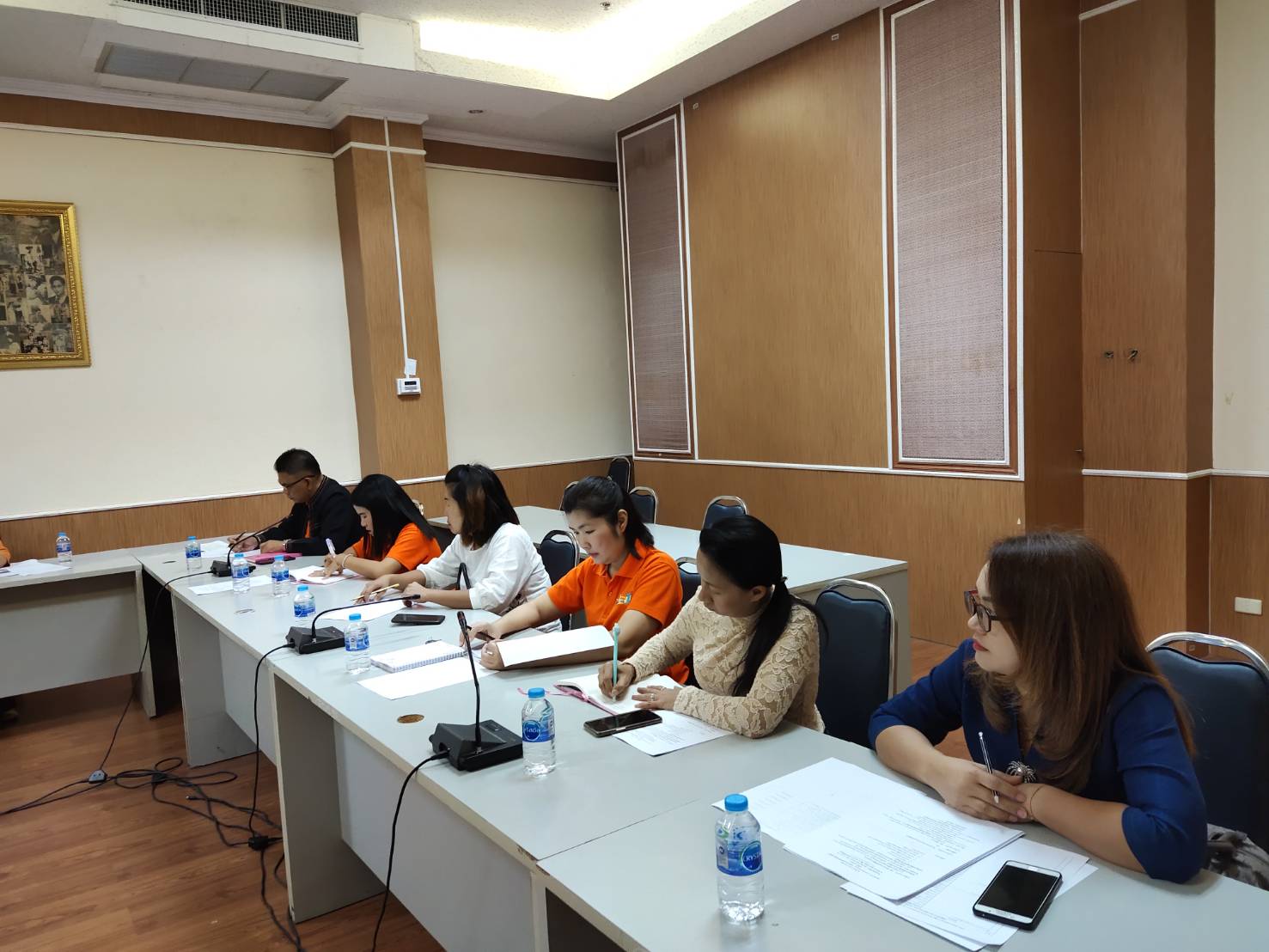 พช.ชัยภูมิ ประชุมคณะกรรมการและคณะทำงาน “โครงการอนุรักษ์ศิลป์ผ้าถิ่นไทยชัยภูมิ”  Copy