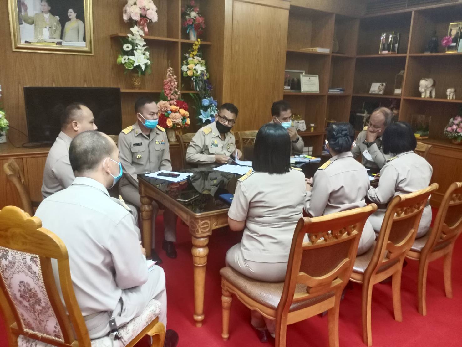 สพจ.ชัยภูมิ นำเสนอแนวทางขับเคลื่อนกิจกรรมพัฒนาชุมชน ประจำปี 2564 ต่อ ผวจ.ชย