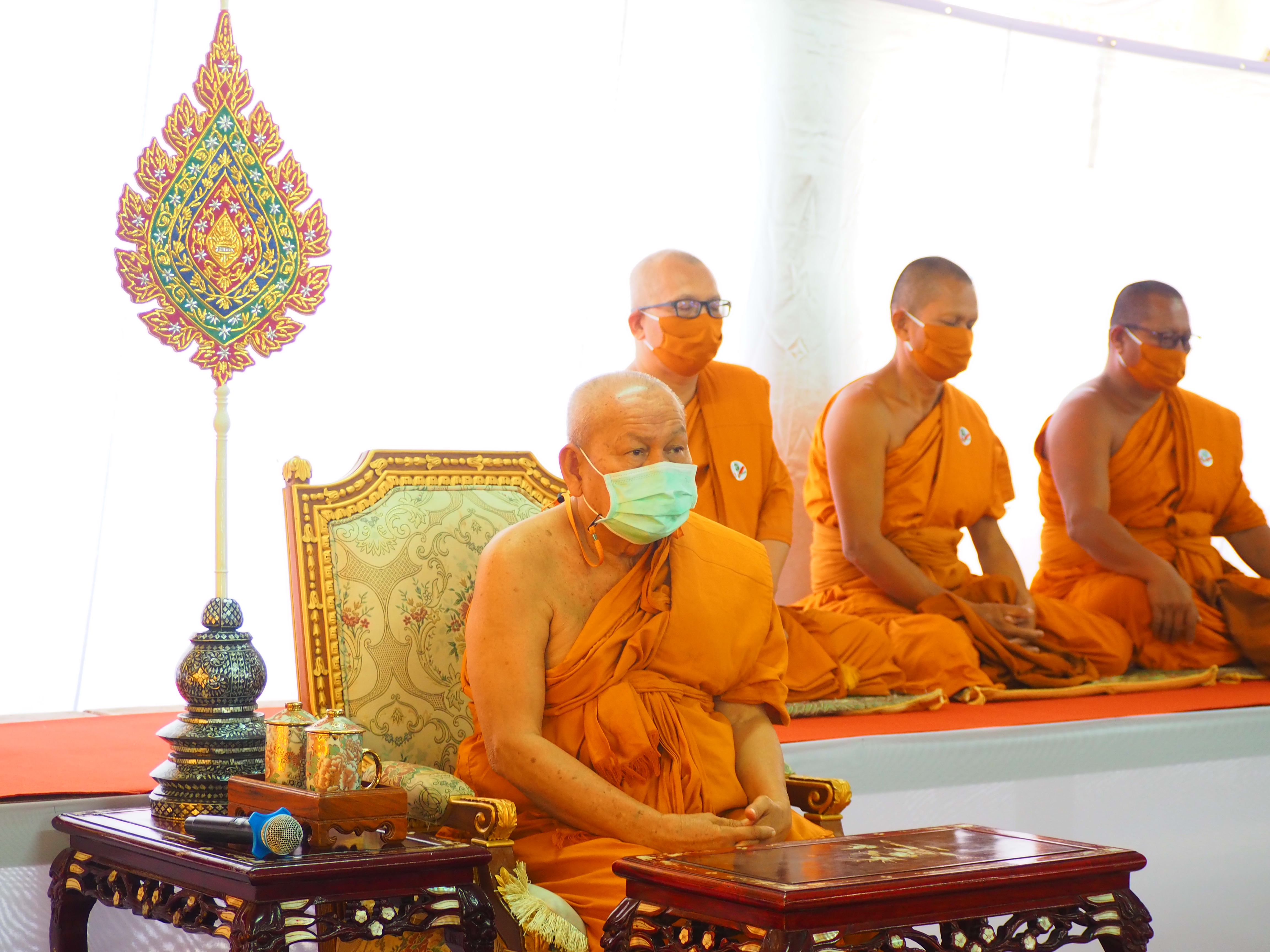 #พช_ชัยภูมิ ร่วมพิธีถวายภัตตาหารเพลและสิ่งของพระราชทานของพระบาทสมเด็จพระเจ้าอยู่หัว ถวายแด่พระภิกษุ สามเณรจัดตั้งครัวจิตอาสาพระราชทาน ในการทดสอบบาลีสนามหลวง ประจำปี พ.ศ.2564