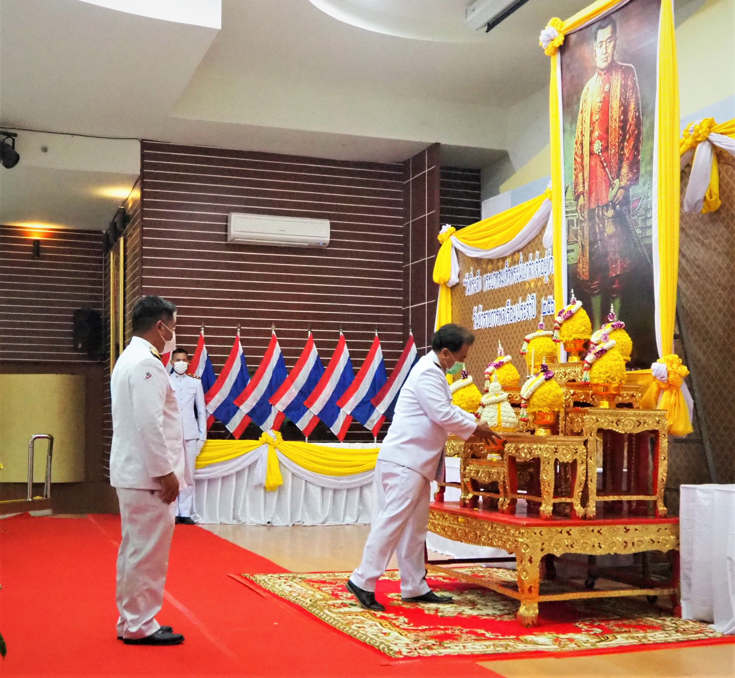 #พช_ชัยภูมิ ร่วมงานรัฐพิธี “วันที่ระลึกพระบาทสมเด็จพระนั่งเกล้าเจ้าอยู่หัว พระมหาเจษฏาราชเจ้า” และงานวันข้าราชการพลเรือน ประจำปี 2564