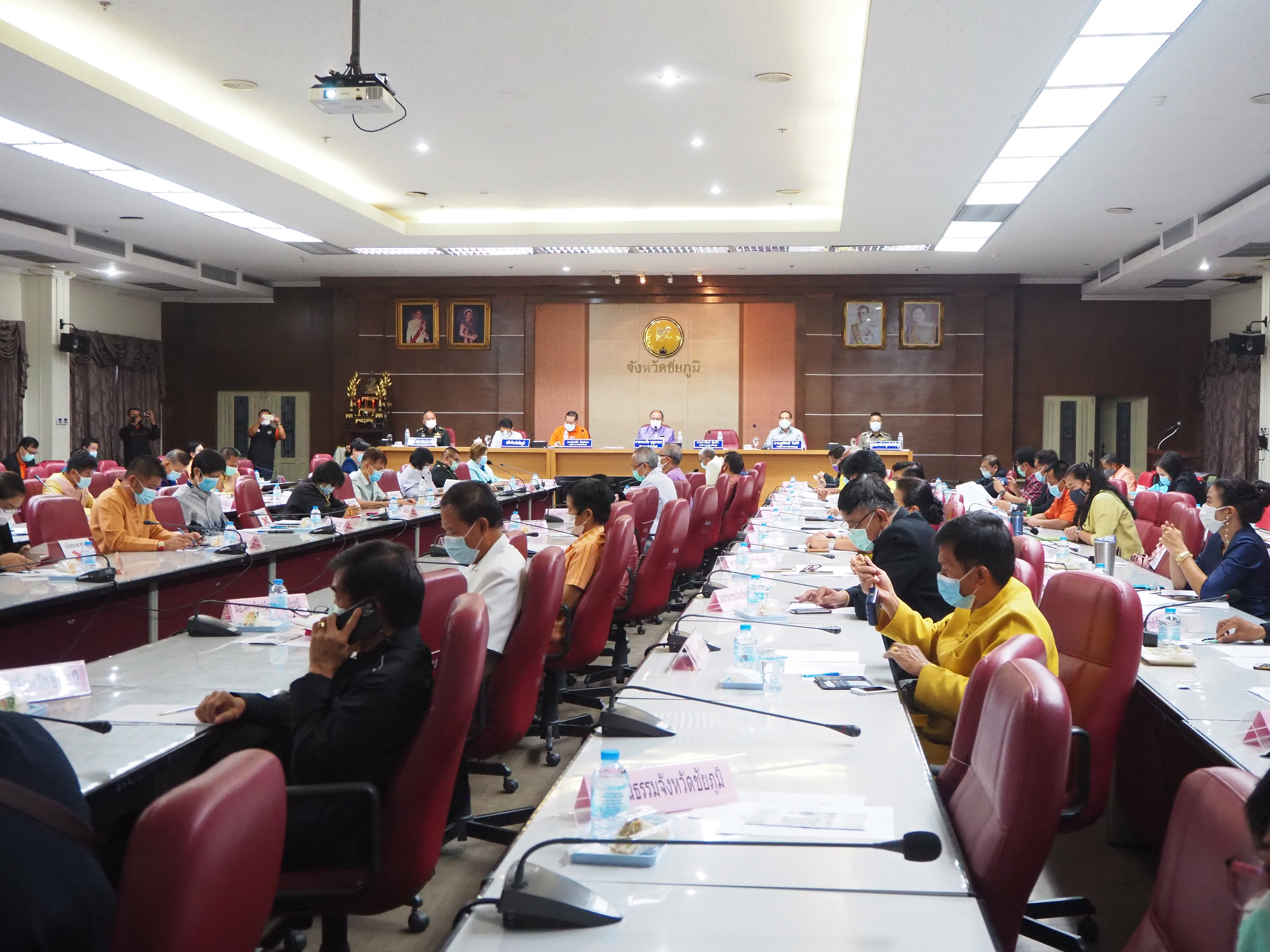 #พช_ชัยภูมิ ร่วมการประชุมกรมการจังหวัด หัวหน้าส่วนราชการ หน่วยงานรัฐวิสาหกิจ หน่วยงานเอกชน จังหวัดชัยภูมิ ครั้งที่ 4/2564