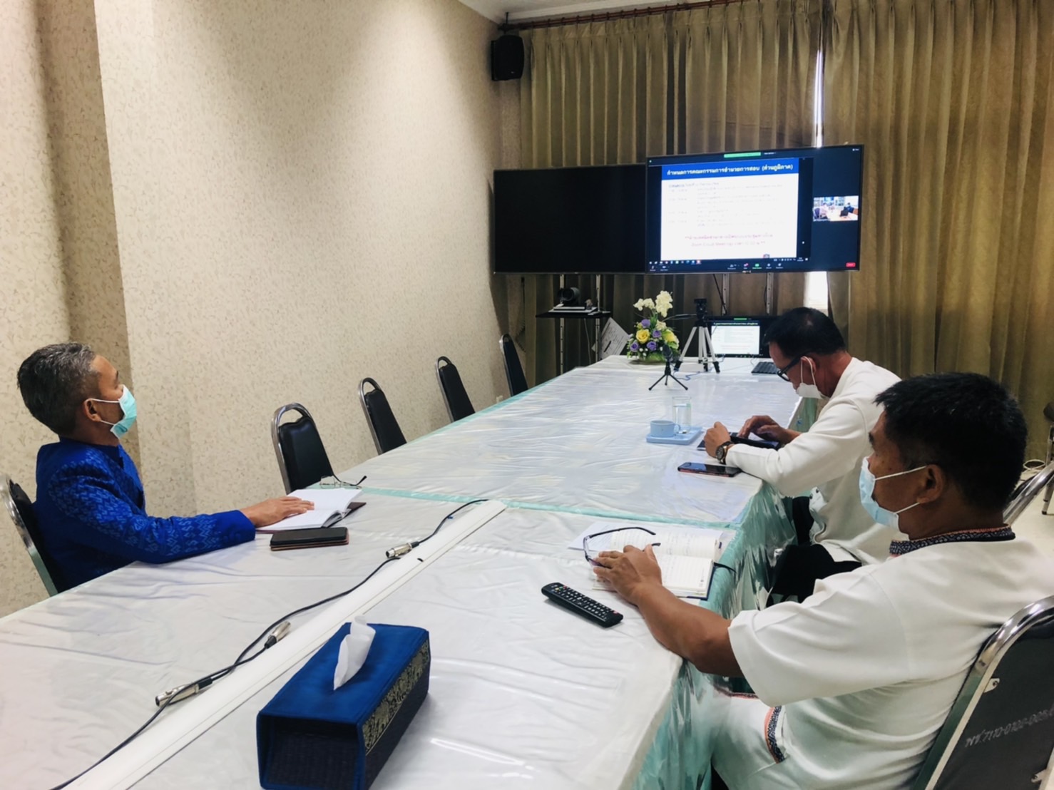 #พช_ชัยภูมิ ร่วมประชุมคณะกรรมการอำนวยการสอบในการประเมินบุคคล ผลงาน และความเหมาะสมกับตำแหน่ง (สัมภาษณ์) ในการคัดเลือกบุคคลเข้ารับการประเมินผลงานเพื่อเลื่อนขึ้นแต่งตั้งให้ดำรงตำแหน่งประเภทวิชาการ ระดับชำนาญการพิเศษ ตำแหน่ง ผอ.กลุ่มงานประสานและสนับสนุนการบริหารงานพัฒนาชุมชน กรมการพัฒนาชุมชน ประจำปีงบประมาณ พ.ศ. 2564