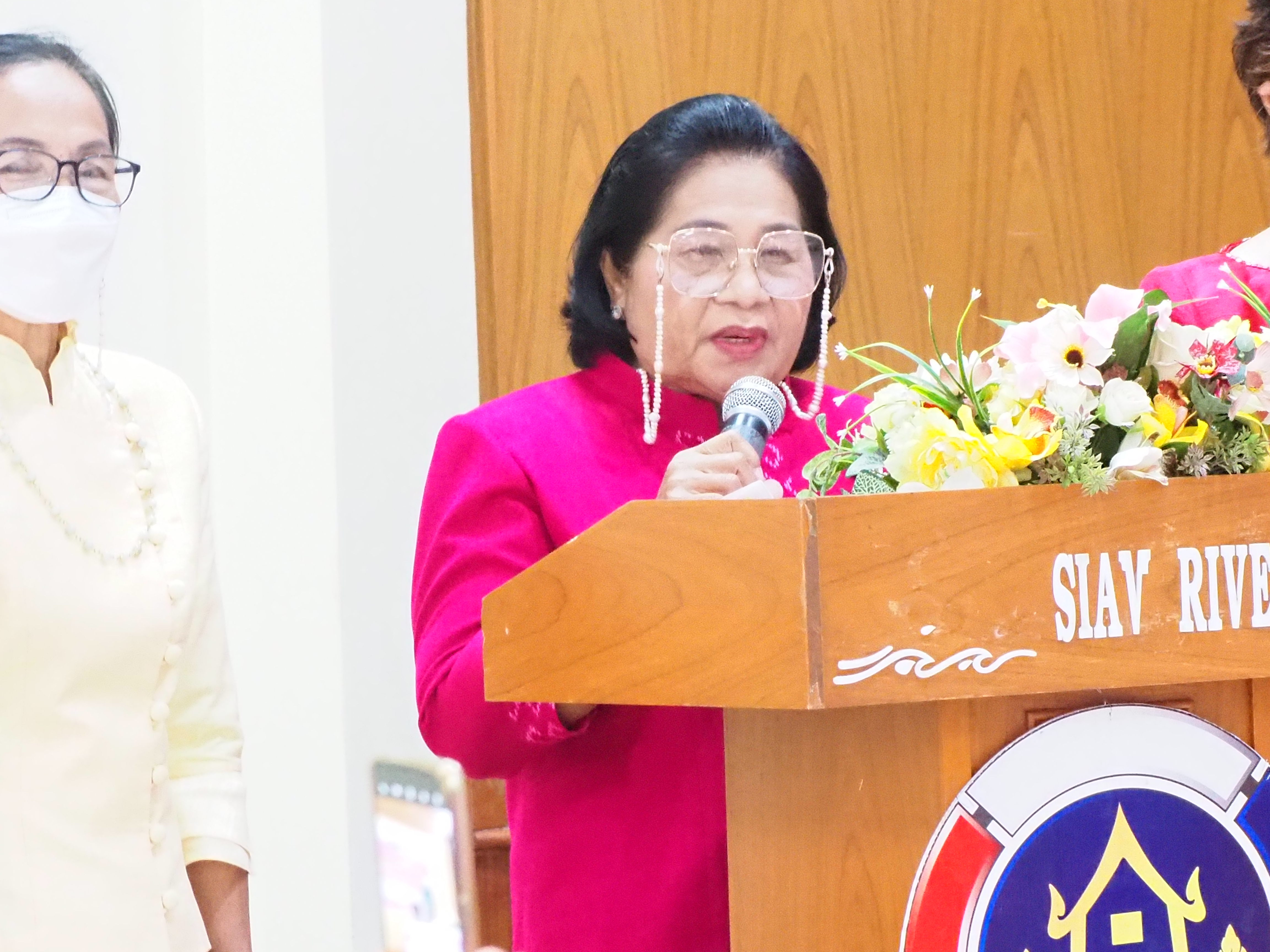 #พช_ชัยภูมิ ดำเนินโครงการสตรีชัยภูมิสร้างสัมพันธ์ สานสายใย ปลูกพืชผัก สมุนไพรต้านภัย COVID-19