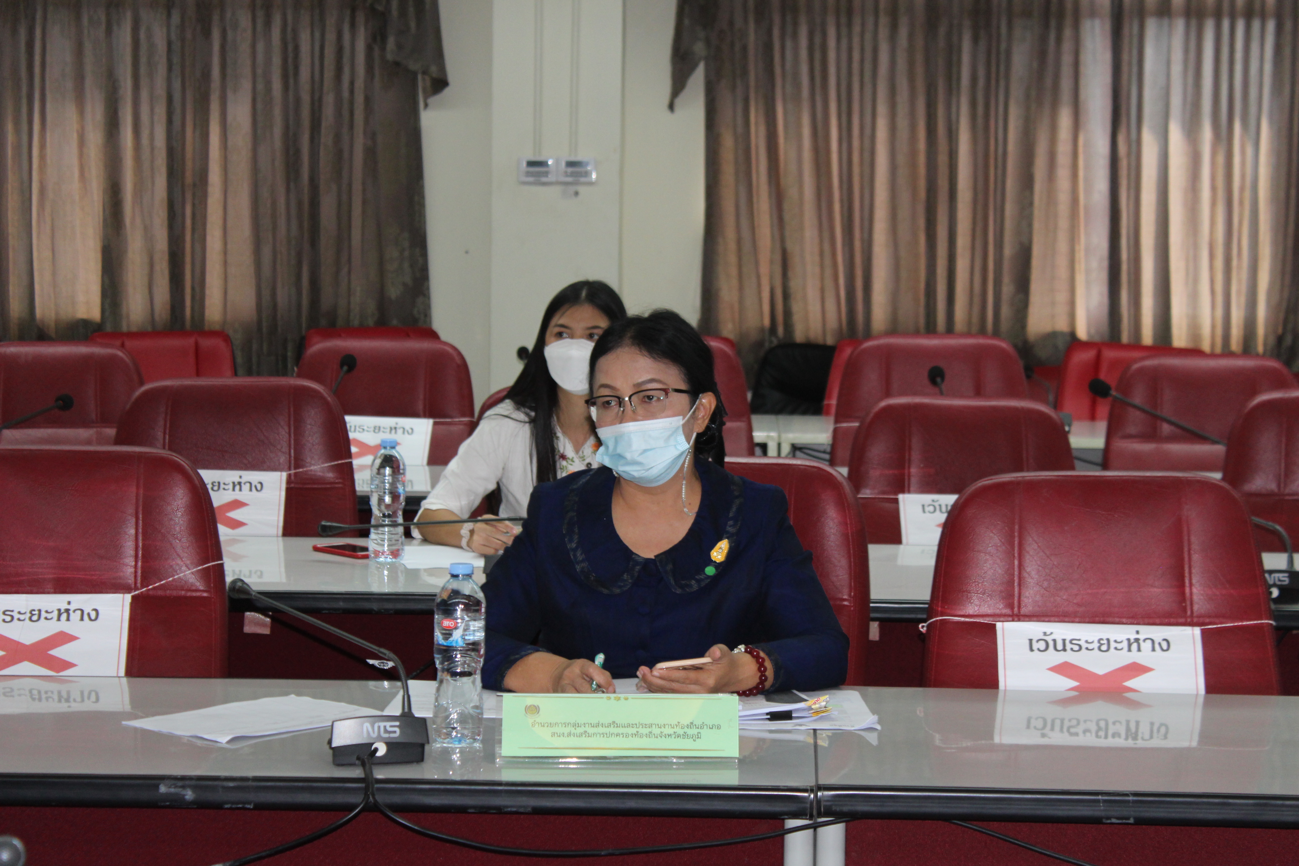 #พช_ชัยภูมิ รับฟังการประชุมชี้แจงการขับเคลื่อนการดำเนินงานขจัดความยากจนและพัฒนาคน ทุกช่วงวัยอย่างยั่งยืนตามหลักปรัชญาของเศรษฐกิจพอเพียง