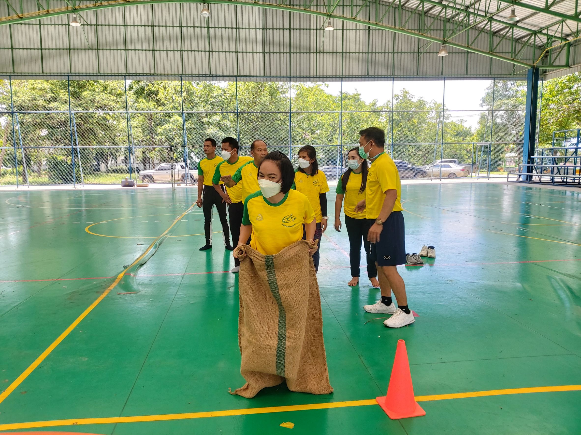 #พช_ชัยภูมิ จัดโครงการแข่งกีฬา “สานสัมพันธ์น้องพึ่ ๖๐ ปี พช.” เนื่องในโอกาสที่กรมการพัฒนาชุมชนก้าวเข้าสู่ปีที่ ๖๐ ในวันคล้ายวันก่อตั้งกรมการพัฒนาชุมชน ๑ ตุลาคม ๒๕๖๕