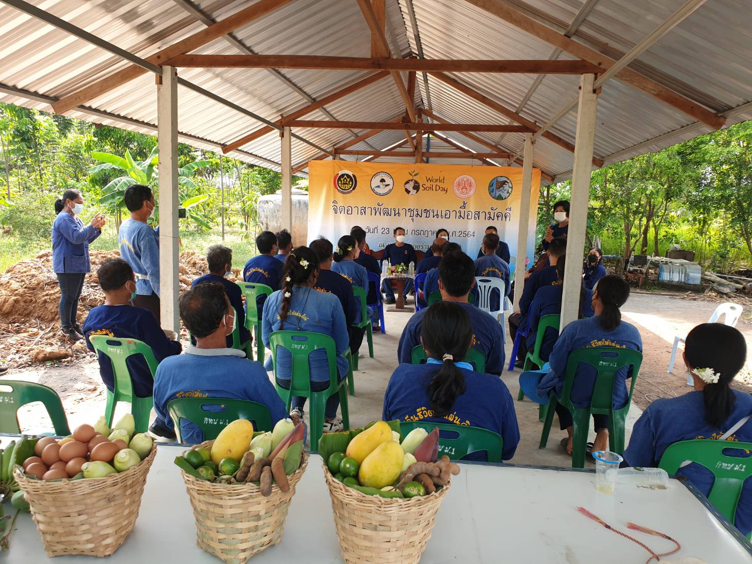 นายนิวัติ น้อยผาง รองอธิบดีกรมการพัฒนาชุมชน ลงพื้นที่ติดตามการดำเนินงานพัฒนาชุมชน ในพื้นที่ อำเภอแก้งคร้อ จังหวัดชัยภูมิ