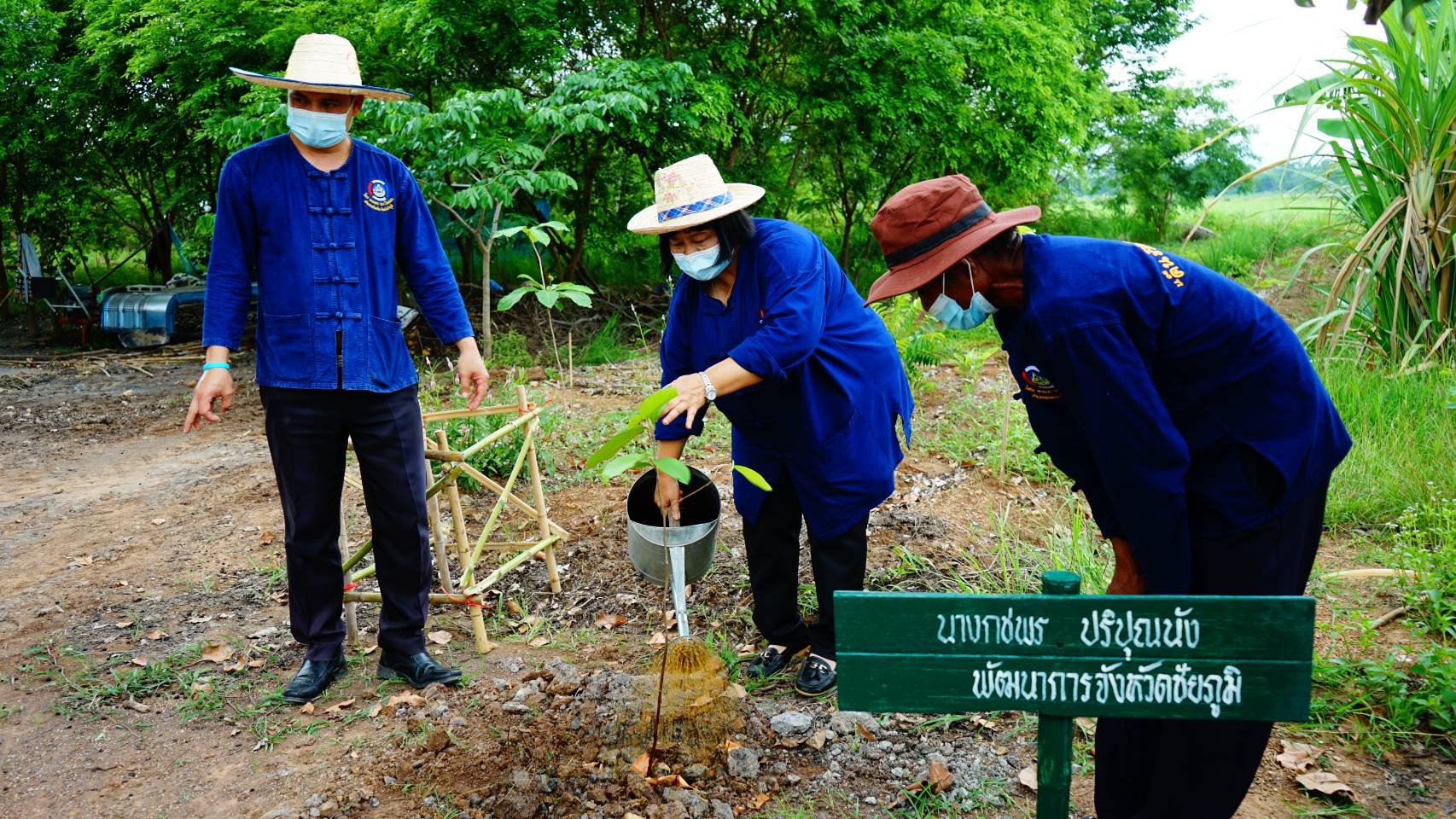 นายนิวัติ น้อยผาง รองอธิบดีกรมการพัฒนาชุมชน ลงพื้นที่ติดตามการดำเนินงานพัฒนาชุมชน ในพื้นที่ อำเภอแก้งคร้อ จังหวัดชัยภูมิ