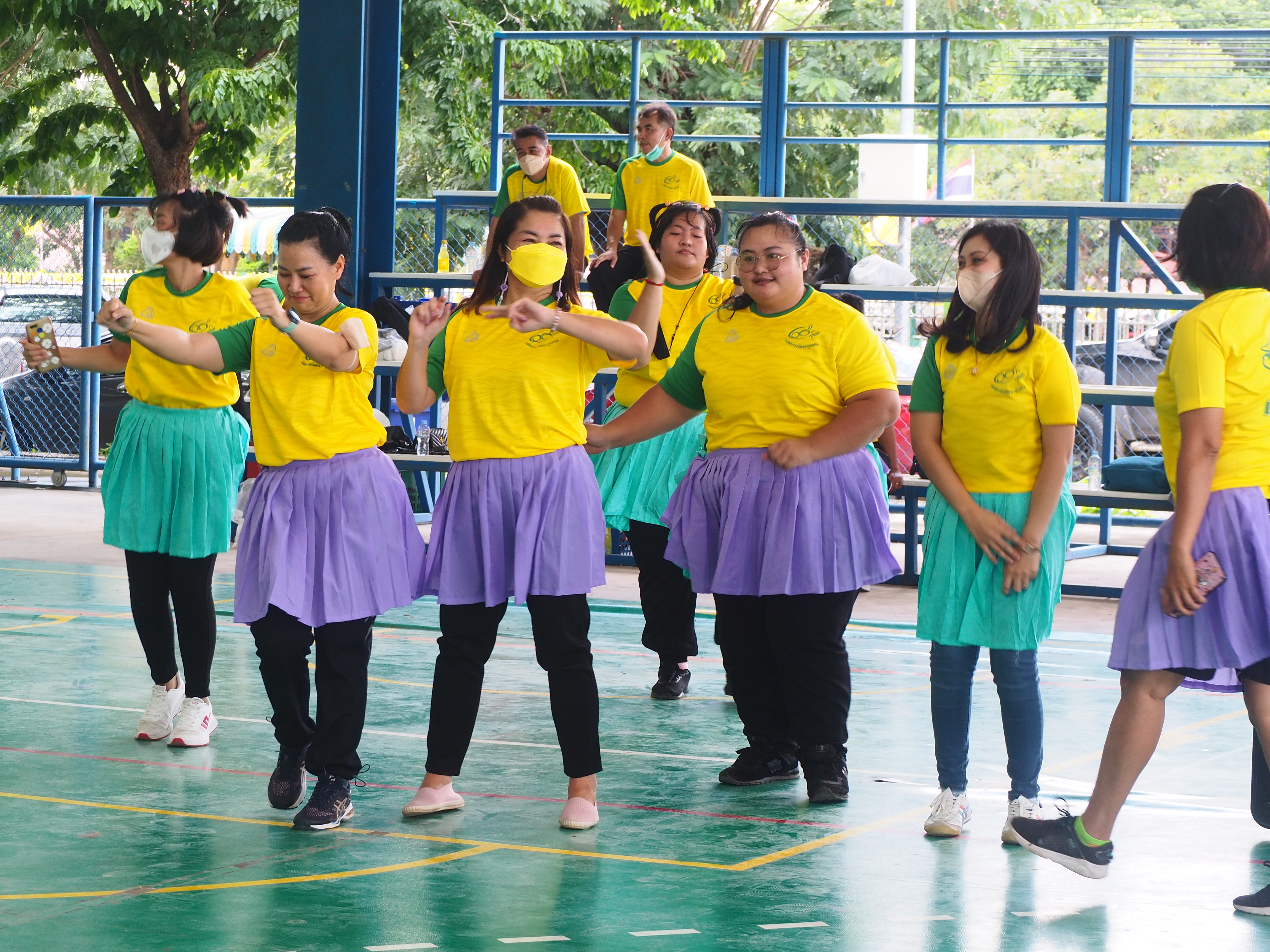 #พช_ชัยภูมิ จัดโครงการแข่งกีฬา “สานสัมพันธ์น้องพึ่ ๖๐ ปี พช.” เนื่องในโอกาสที่กรมการพัฒนาชุมชนก้าวเข้าสู่ปีที่ ๖๐ ในวันคล้ายวันก่อตั้งกรมการพัฒนาชุมชน ๑ ตุลาคม ๒๕๖๕