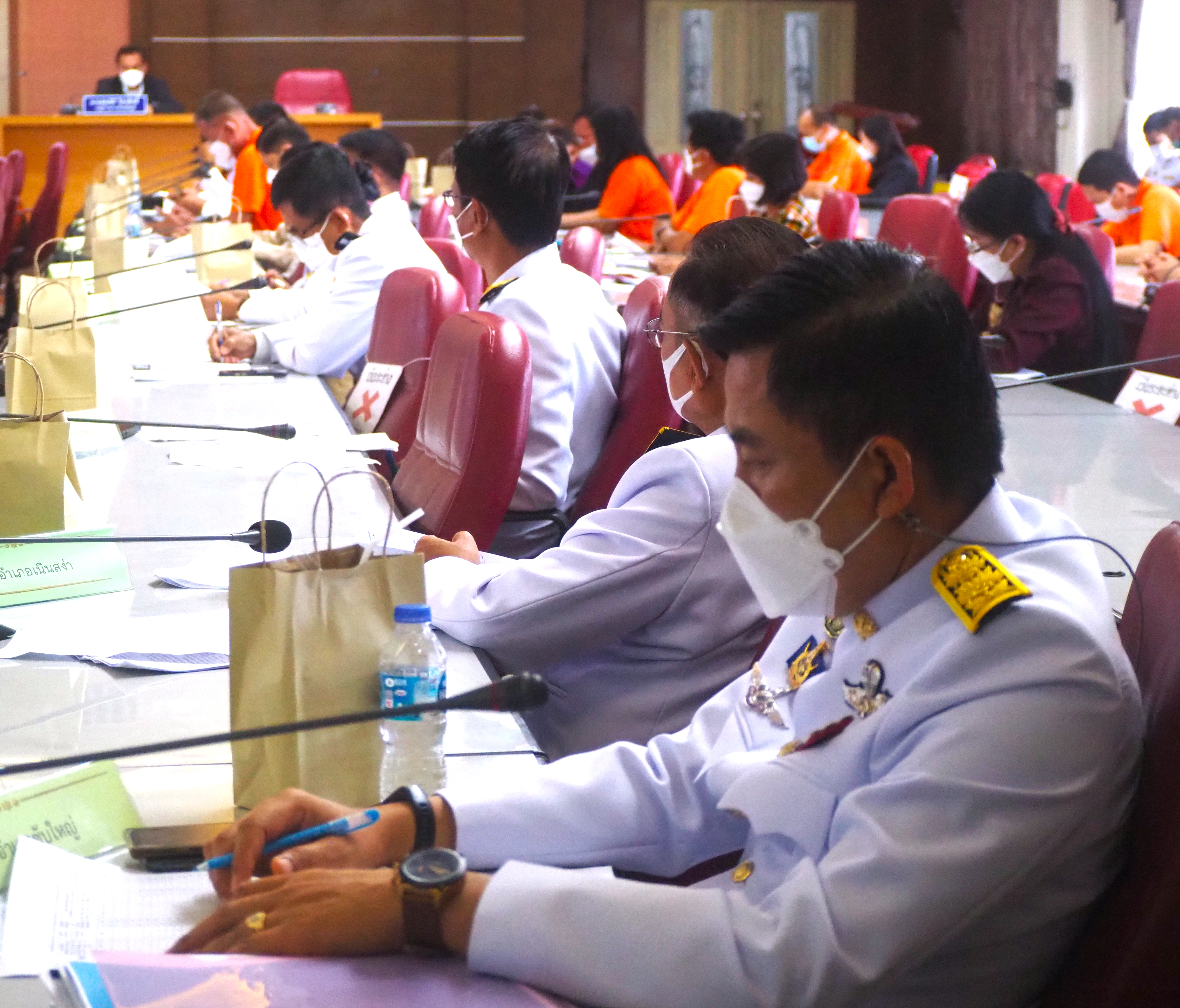 #พช_ชัยภูมิ ประชุมคณะกรรมการบริหารศูนย์อำนวยการขจัดความยากจนและพัฒนาคนทุกช่วงวัยอย่างยั่งยืนตามหลักปรัชญาของเศรษฐกิจพอเพียงจังหวัดชัยภูมิ (คจพ. จ. ชย.)