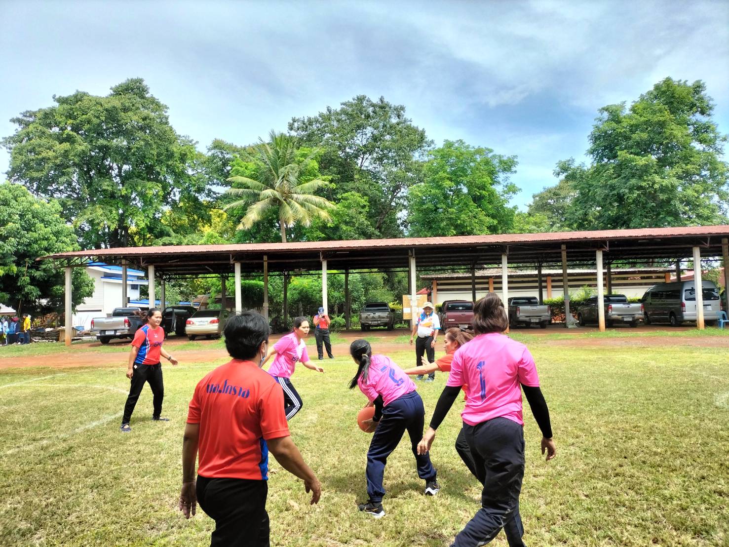#พช_ชัยภูมิ กิจกรรมแข่งขันกีฬาเชื่อมความสามัคคี “สานสัมพันธ์น้องพี่ 60 ปี พช.” เขตตรวจราชการที่ 13 นครชัยบุรินทร์ ณ ศูนย์ศึกษาและพัฒนาชุมชนนครราชสีมา