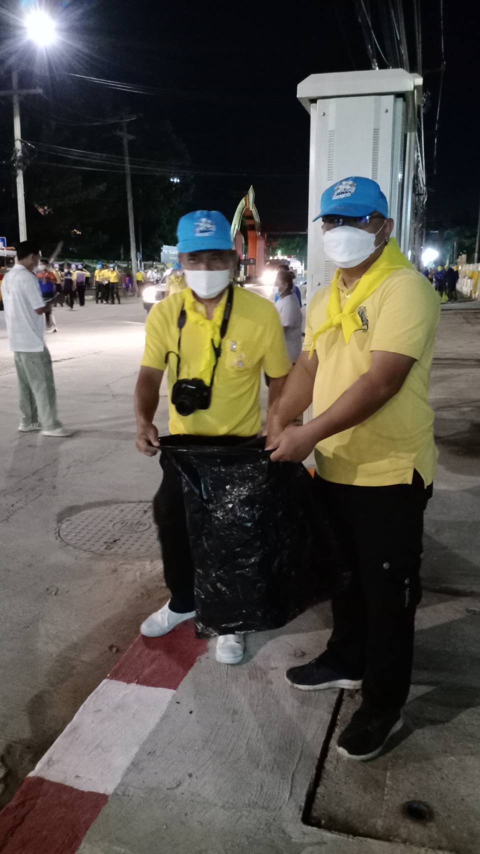 #พช_ชัยภูมิ ร่วมจัดเก็บขยะมูลฝอยและสิ่งปฏิกูลเพื่อป้องกันและแก้ไขปัญหาน้ำท่วมขังในเขตเทศบาลเมืองชัยภูมิ