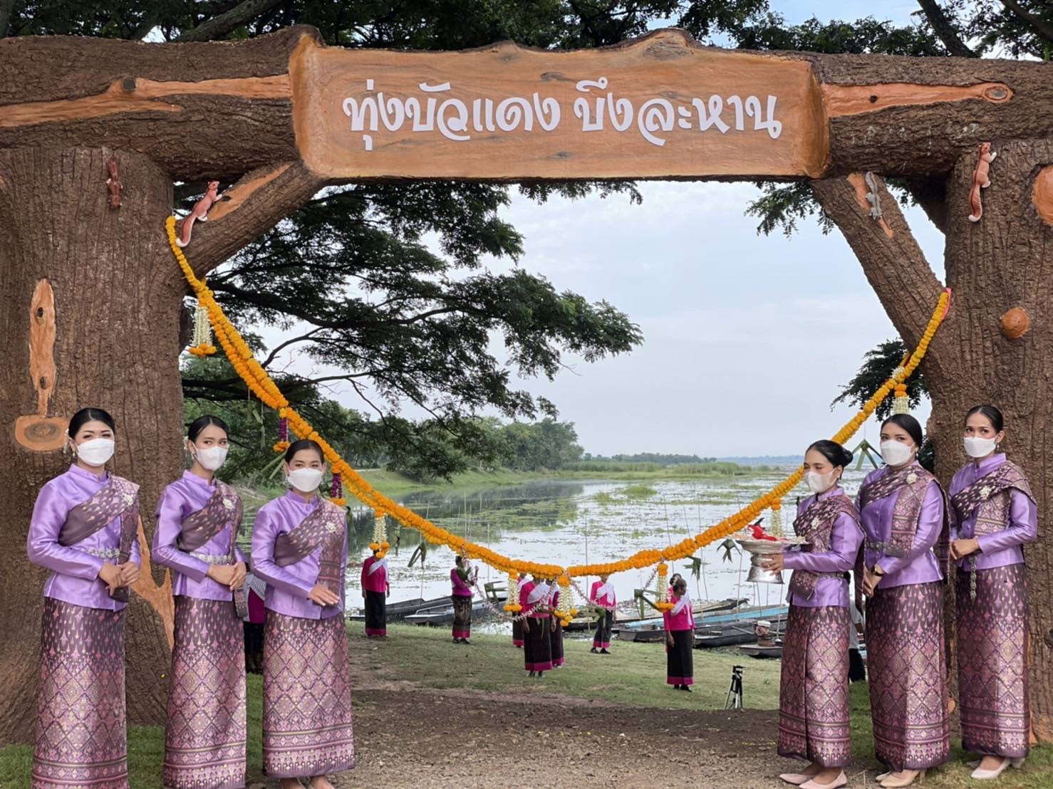 #พช_ชัยภูมิ ร่วมพิธีเปิดเทศกาลท่องเที่ยวบึงละหาน เทศกาลดูนก ชมเกาะ เลาะทุ่งบัวแดง (จุดชมวิวบึงละหาน บ้านดอนละนาม)