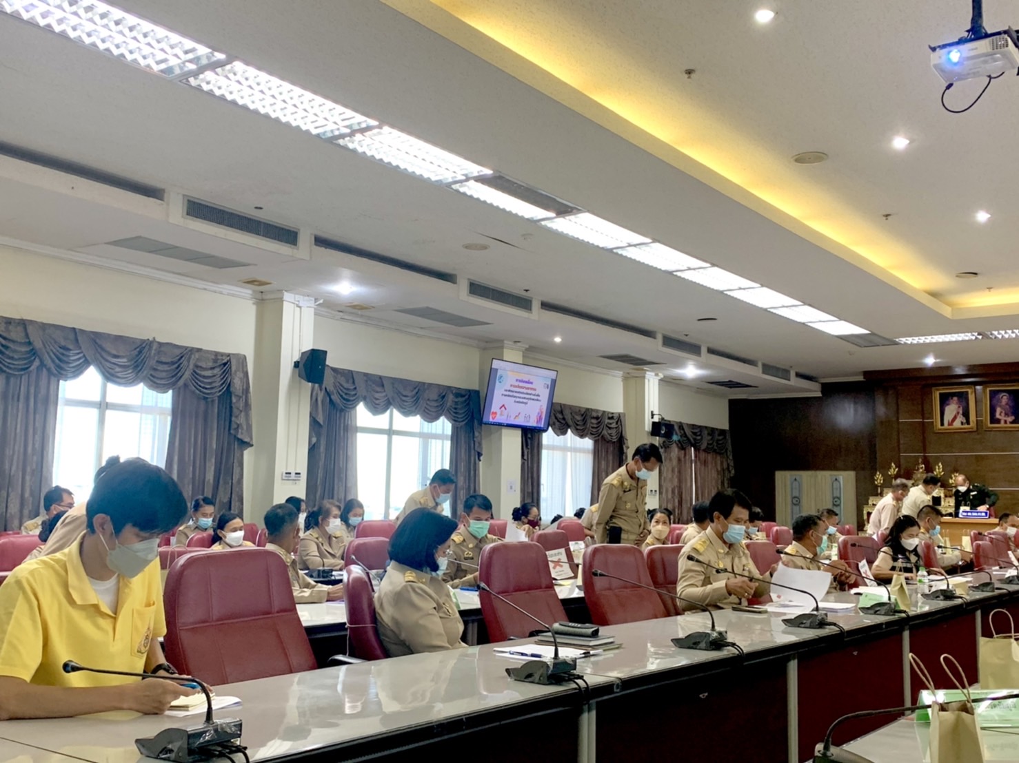 #จังหวัดชัยภูมิ #พช_ชัยภูมิ จัดประชุมคณะกรรมการบริหารศูนย์อำนวยการขจัดความยากจนและพัฒนาคนทุกช่วงวัยอย่างยั่งยืนตามหลักปรัชญาของเศรษฐกิจพอเพียงจังหวัดชัยภูมิ (ศจพ.จ.ชย.) ครั้งที่ 4/2565