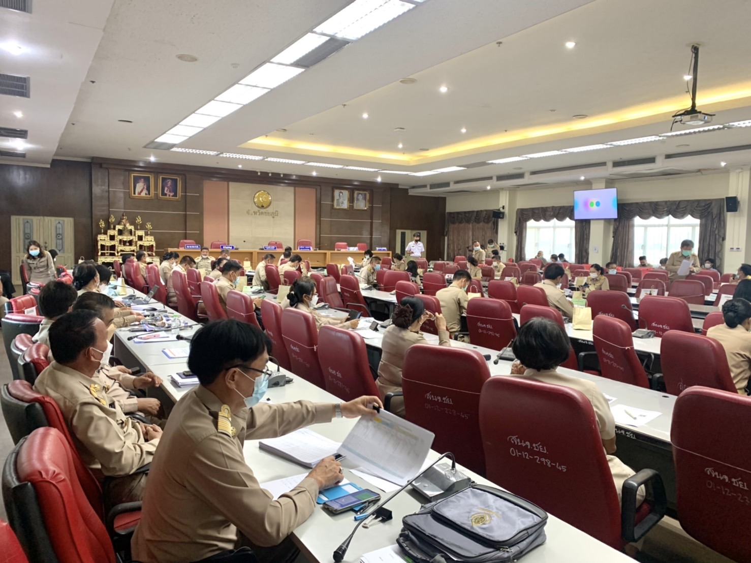 #จังหวัดชัยภูมิ #พช_ชัยภูมิ จัดประชุมคณะกรรมการบริหารศูนย์อำนวยการขจัดความยากจนและพัฒนาคนทุกช่วงวัยอย่างยั่งยืนตามหลักปรัชญาของเศรษฐกิจพอเพียงจังหวัดชัยภูมิ (ศจพ.จ.ชย.) ครั้งที่ 4/2565