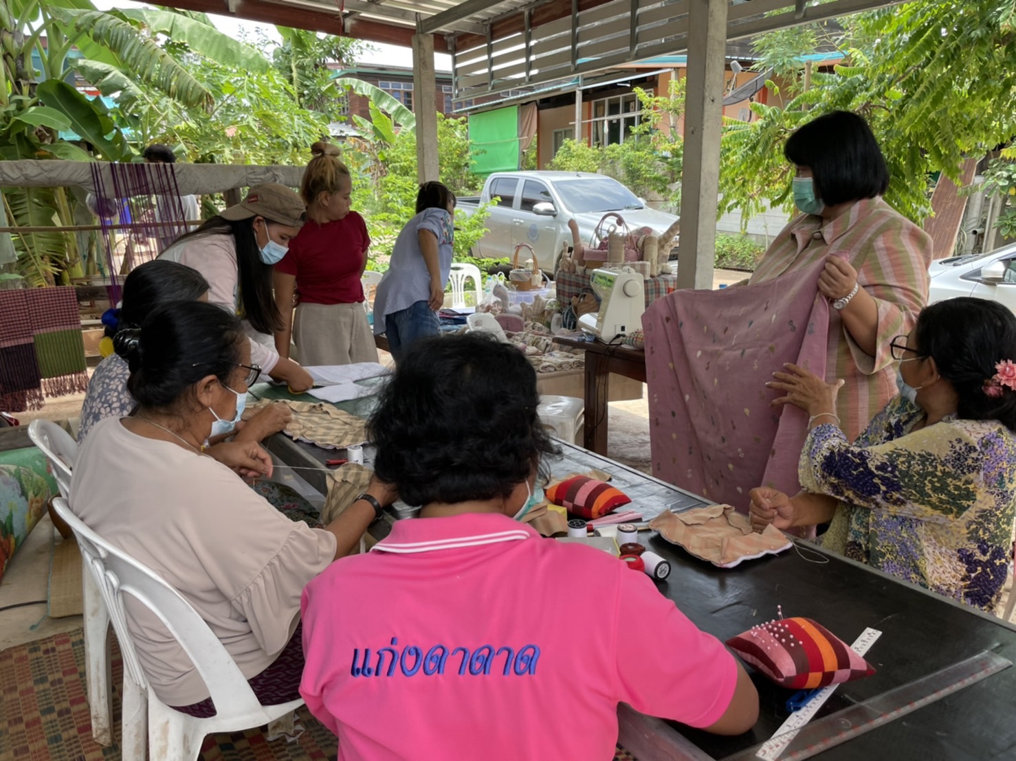 #พช_ชัยภูมิ ส่งเสริมสนับสนุนการพัฒนาผลิตภัณฑ์ของฝากของที่ระลึก ชุมชนท่องเที่ยว OTOP นวัตวิถี บ้านไทรงาม หมู่ที่ 11 ต.วังชมภู อ.หนองบัวแดง จ.ชัยภูมิ