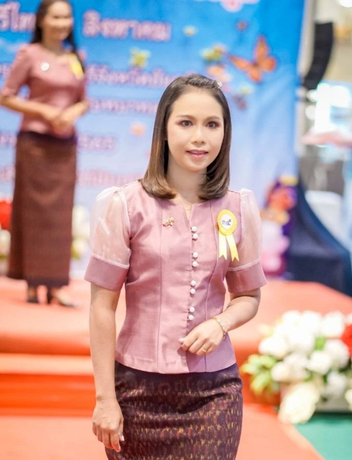 ???พช.ชัยภูมิ ร่วมกับ คณะกรรมการพัฒนาสตรีจังหวัดชัยภูมิ จัดกิจกรรมสืบสาน อนุรักษ์ผ้าถิ่นไทยชัยภูมิ เนื่องในวันสตรีไทย 1 สิงหาคม ???