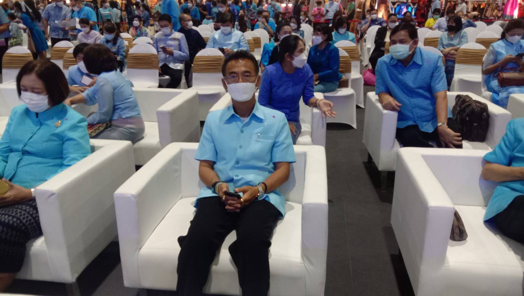 ❇️❇️พช.ชัยภูมิ ร่วมพิธีเปิดงาน otop ศิลปาชีพประทีปไทย otop ก้าวไกลด้วยพระบารมี ??