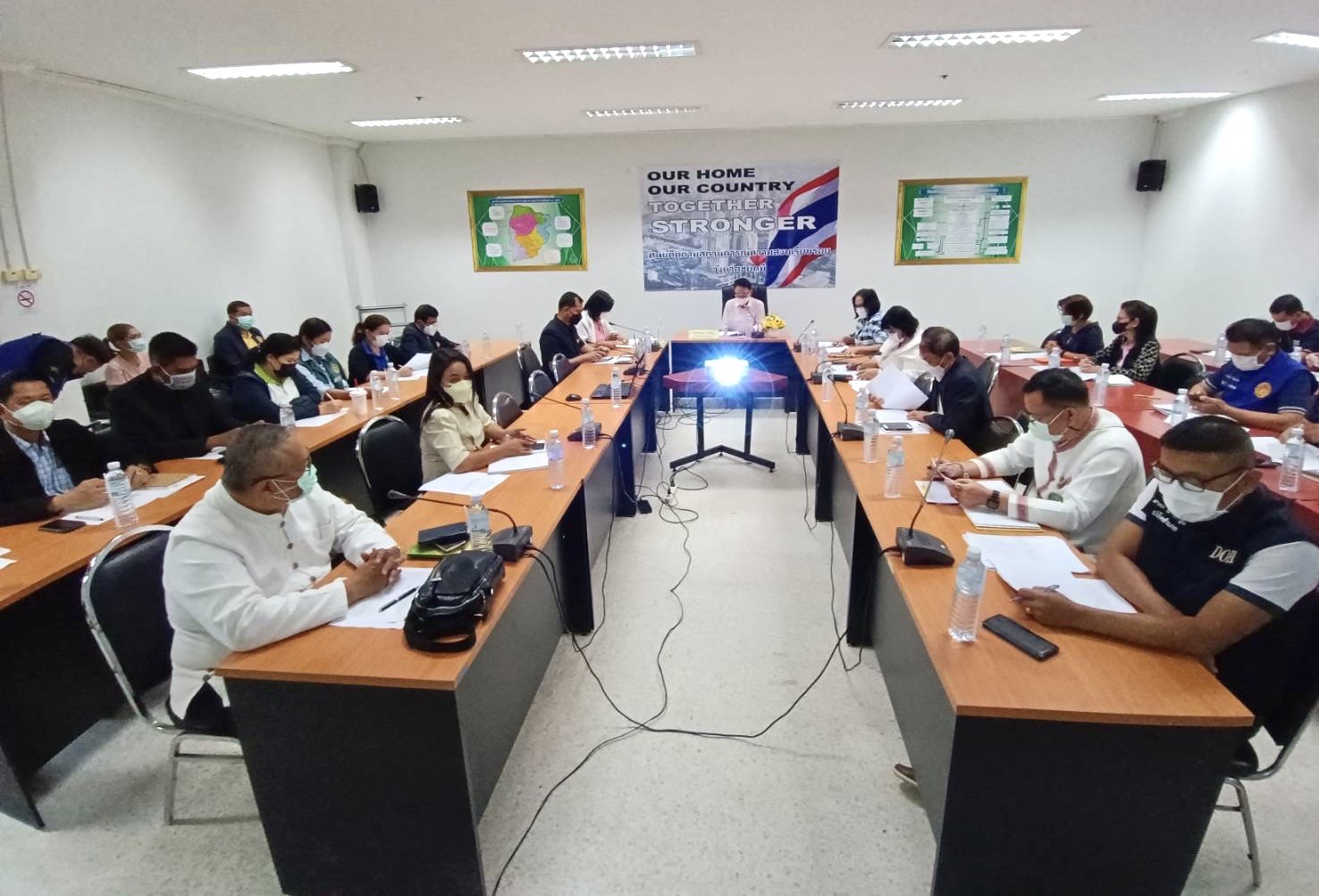 #พช_ชัยภูมิ ร่วมประชุมคณะทำงานขับเคลื่อนการขจัดความยากจนและพัฒนาคนทุกช่วงวัยอย่างยั่งยืนตามหลักปรัชญาของเศรษฐกิจพอเพียงจังหวัดชัยภูมิ ด้านหนี้สิน