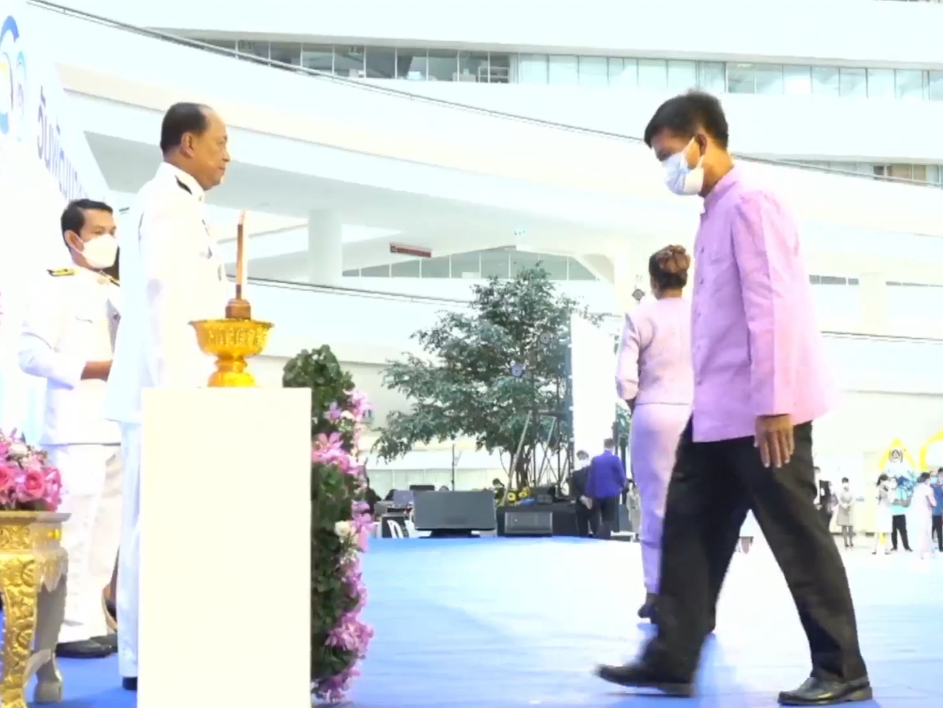 #จังหวัดชัยภูมิ #พช_ชัยภูมิ ร่วมพิธีรับโล่รางวัลพระราชทานฯ เนื่องในกิจกรรมการจัดงานวันพัฒนาชุมชน 2565 ครั้งที่ 11 วาระครบรอบ 60 ปี กรมการพัฒนาชุมชน