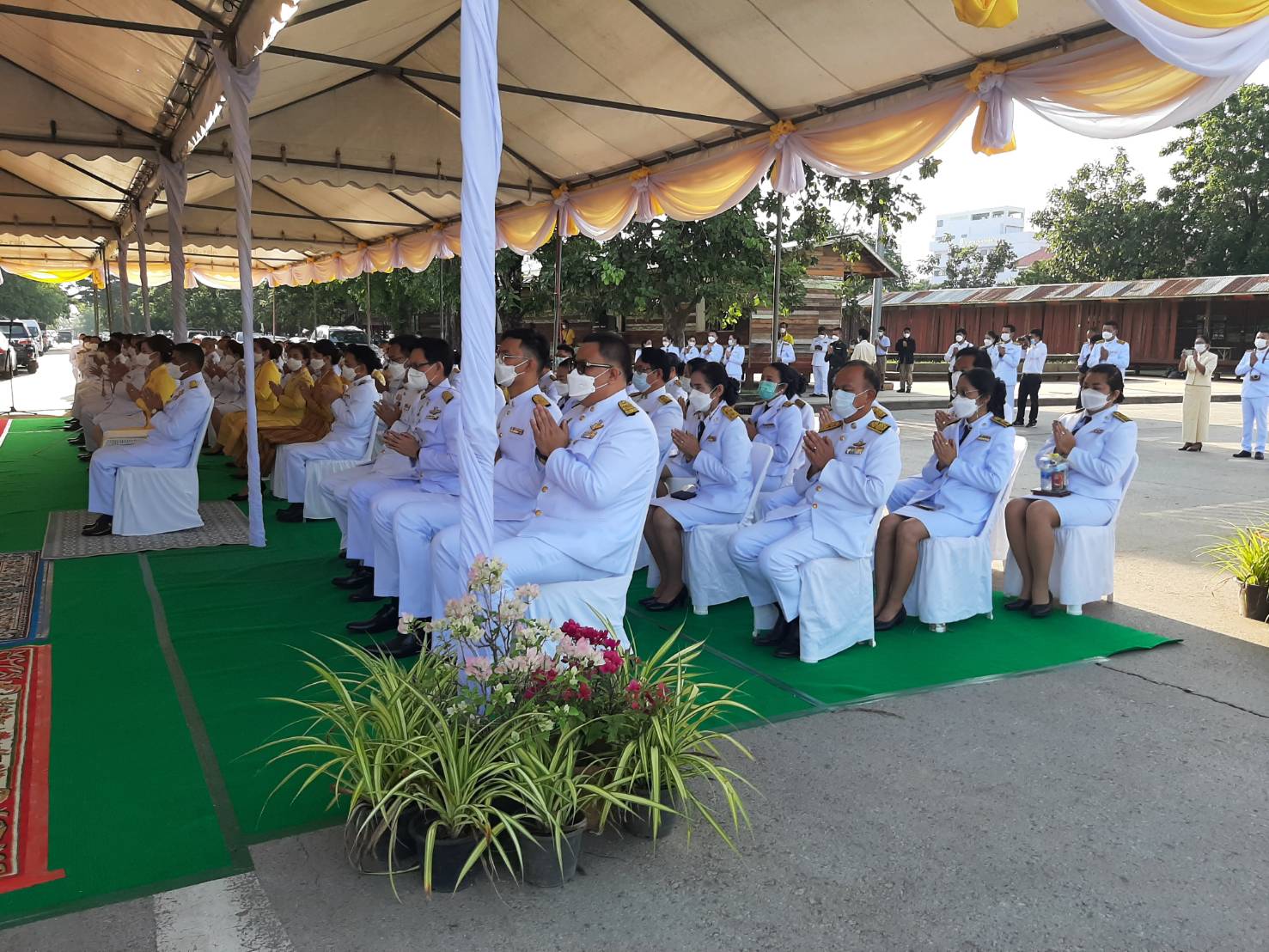 #พช.ชัยภูมิ ร่วมพิธีน้อมรำลึกในพระมหากรุณาธิคุณ เนื่องในวันคล้ายวันสวรรคต พระบาทสมเด็จพระบรมชนกาธิเบศร มหาภูมิพลอดุลยเดช บรมนาถบพิตร 13 ตุลาคม 2565