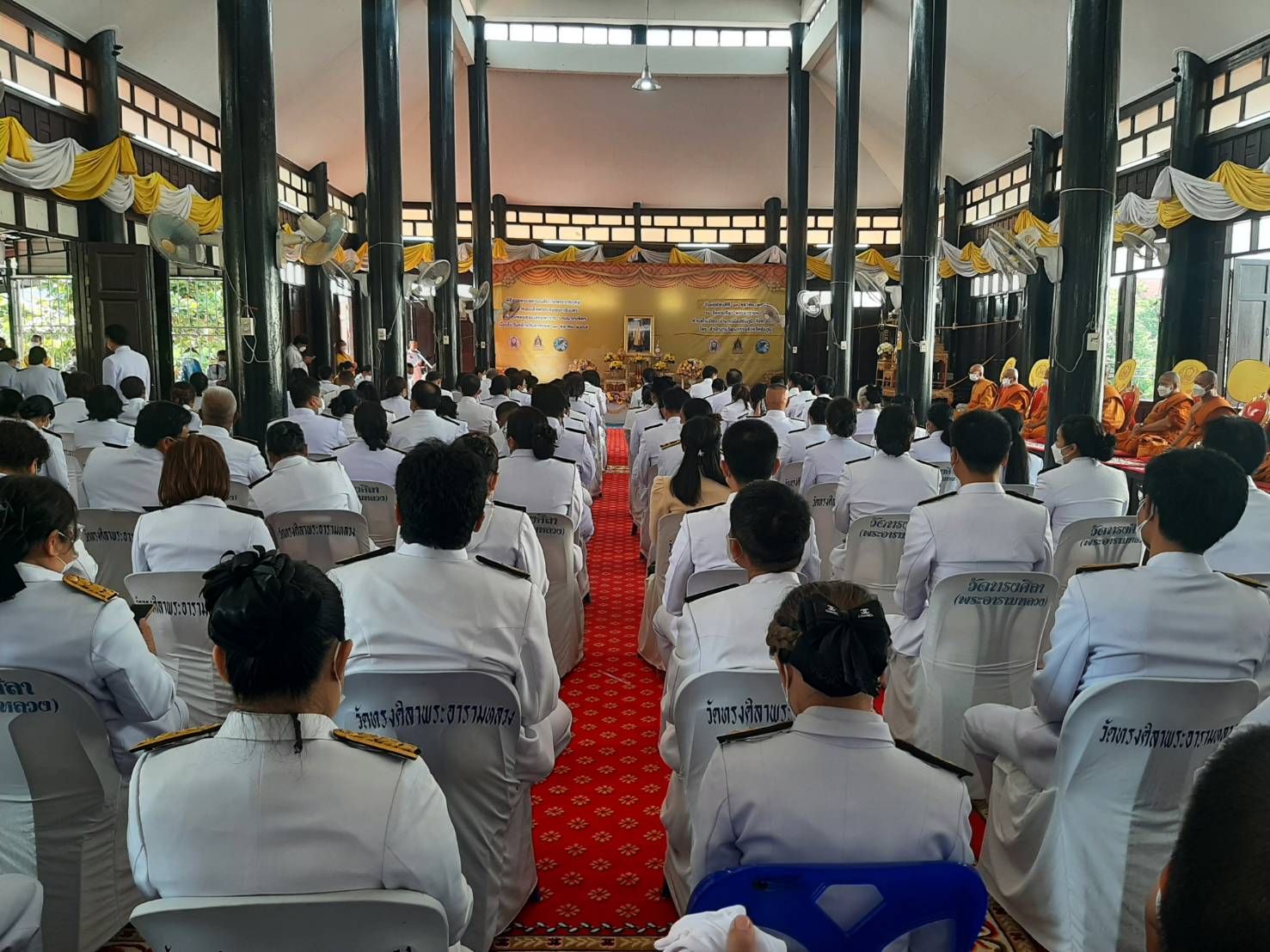 #พช.ชัยภูมิ ร่วมพิธีน้อมรำลึกในพระมหากรุณาธิคุณ เนื่องในวันคล้ายวันสวรรคต พระบาทสมเด็จพระบรมชนกาธิเบศร มหาภูมิพลอดุลยเดช บรมนาถบพิตร 13 ตุลาคม 2565