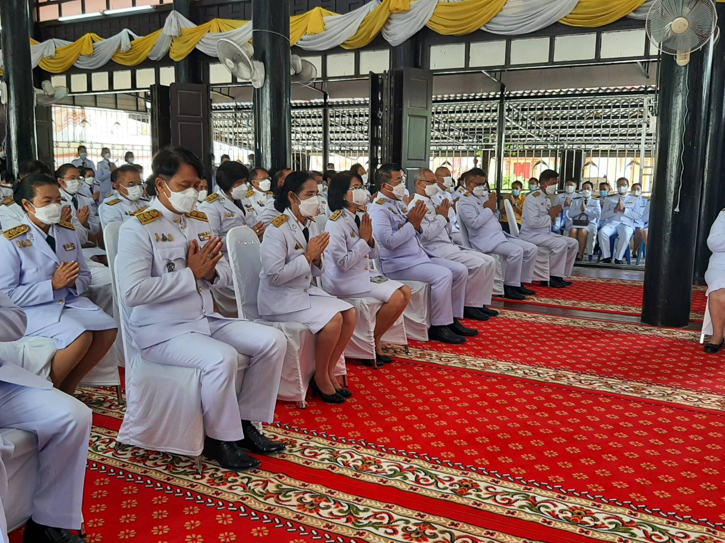 #พช.ชัยภูมิ ร่วมพิธีน้อมรำลึกในพระมหากรุณาธิคุณ เนื่องในวันคล้ายวันสวรรคต พระบาทสมเด็จพระบรมชนกาธิเบศร มหาภูมิพลอดุลยเดช บรมนาถบพิตร 13 ตุลาคม 2565