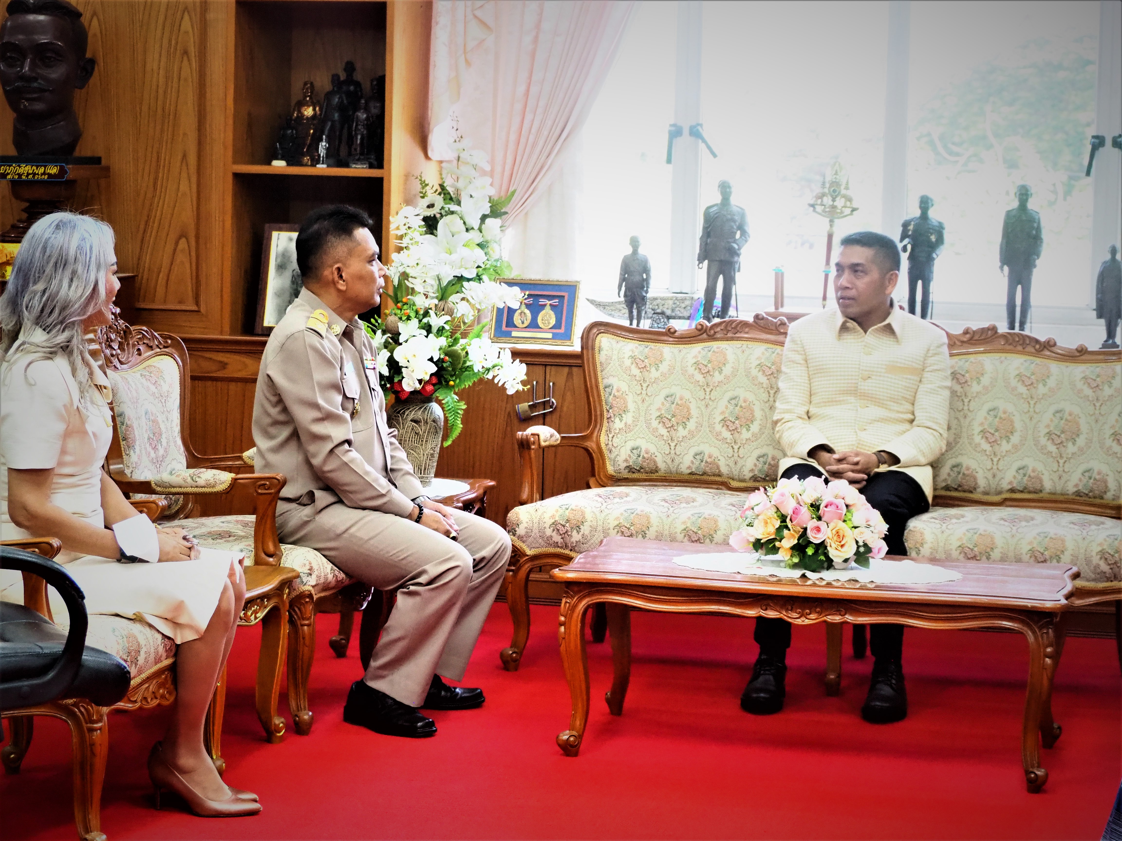 #พช_ชัยภูมิ ร่วมแสดงความยินดีกับพัฒนาการจังหวัดชัยภูมิ เนื่องในโอกาสได้รับการแต่งตั้งให้ดำรงดำแหน่งพัฒนาการจังหวัดชัยภูมิ