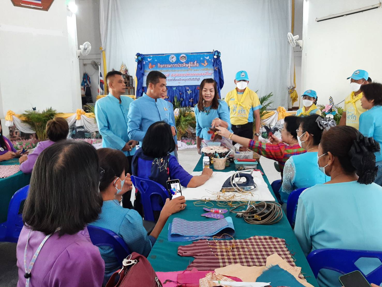 #พช_ชัยภูมิ จัดกิจกรรมประดิษฐ์ผีเสื้อ เพื่อร่วมเป็นส่วนหนึ่งของกิจกรรมงานกาชาด ประจำปี 2565 ภายใต้ชื่องาน ” 9 ทศวรรษบารมี สดุดีสภานายิกาสภากาชาดไทย