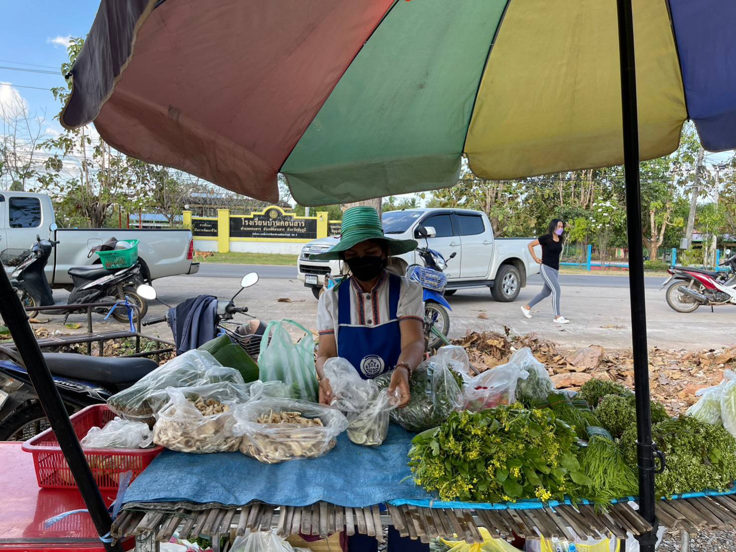 #พช_ชัยภูมิ ติดตามและสนับสนุนตลาดนัดคนไทยยิ้มได้ เพื่อขับเคลื่อนเศรษฐกิจฐานรากมั่นคง